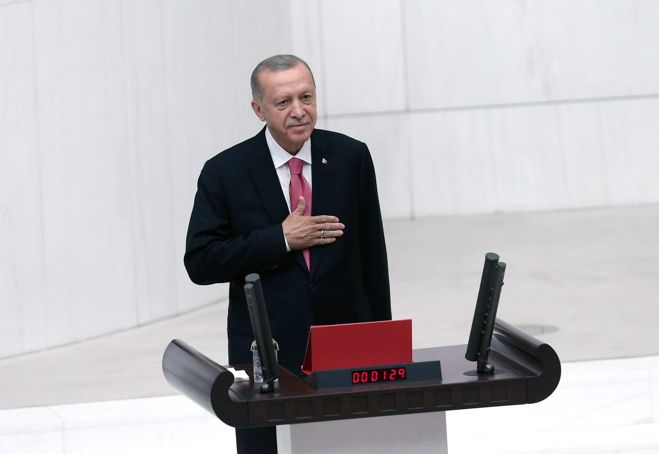 Erdogan toma posse para terceiro mandato presidencial