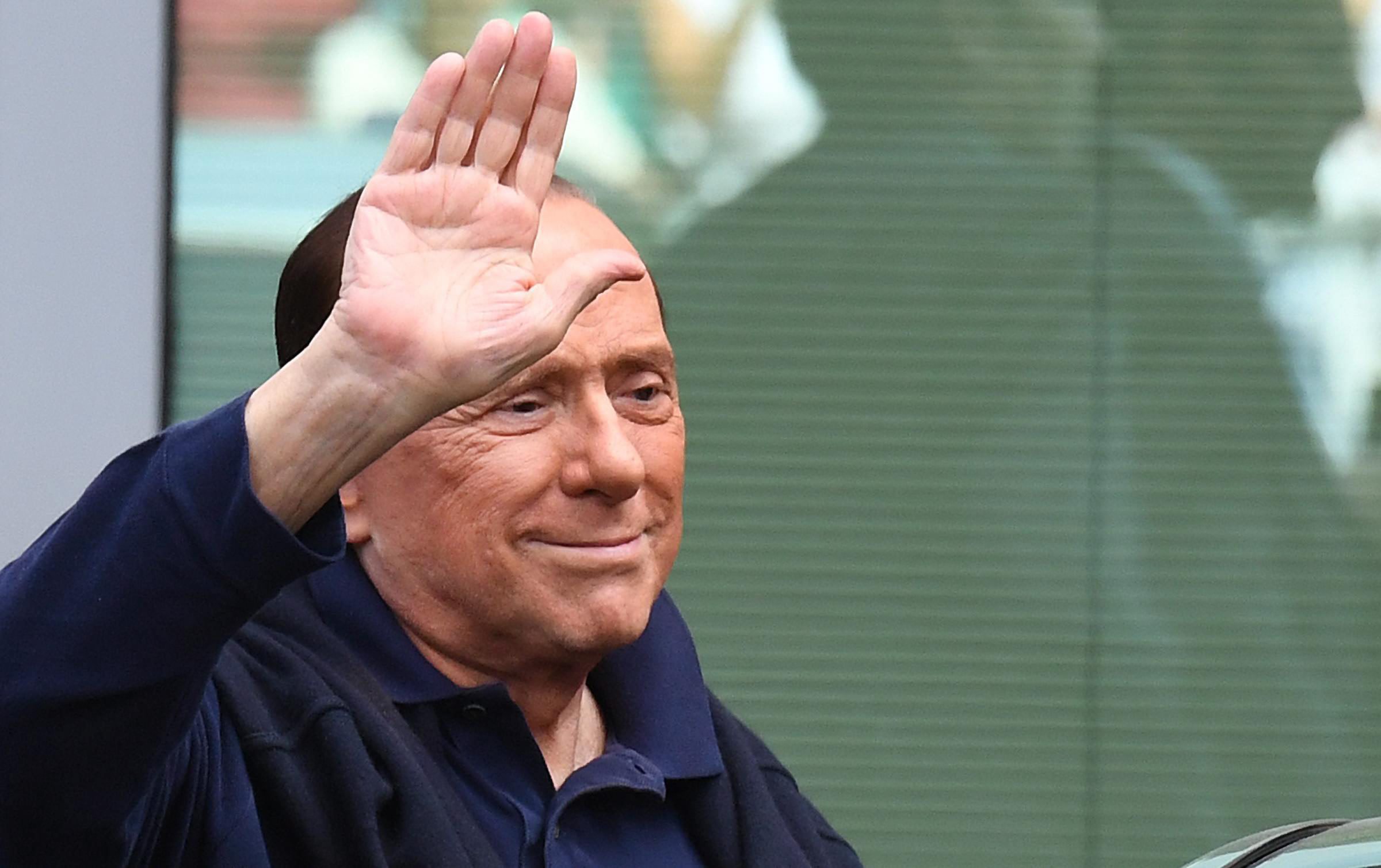 Berlusconi anuncia fim do seu namoro, mas imprensa especula que já tem novo amor