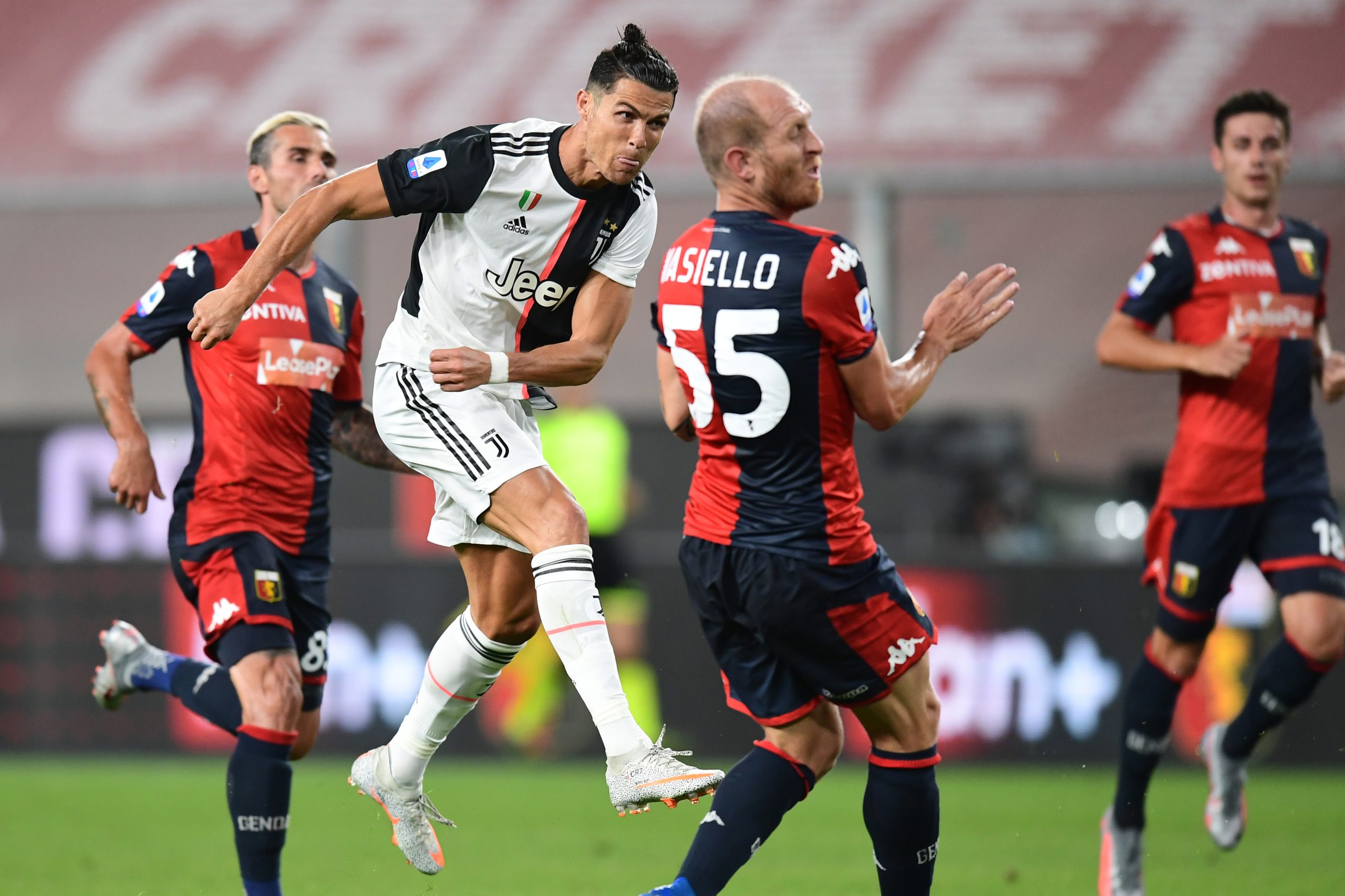 Covid-19: Génova tem 14 casos no plantel e pede adiamento do jogo com Torino