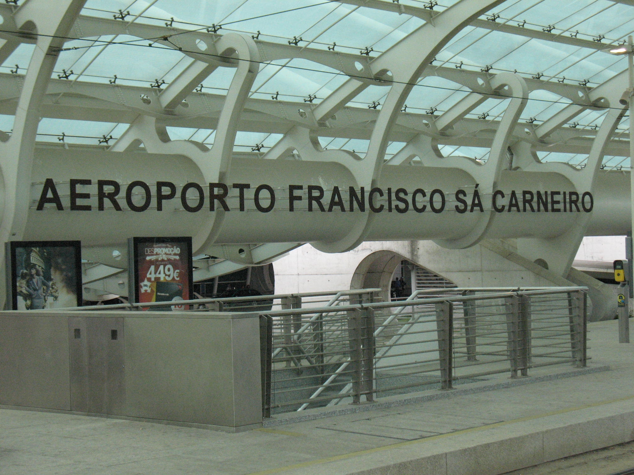 PJ detém homem por tentativa de homicídio de agente da PSP no aeroporto Sá Carneiro