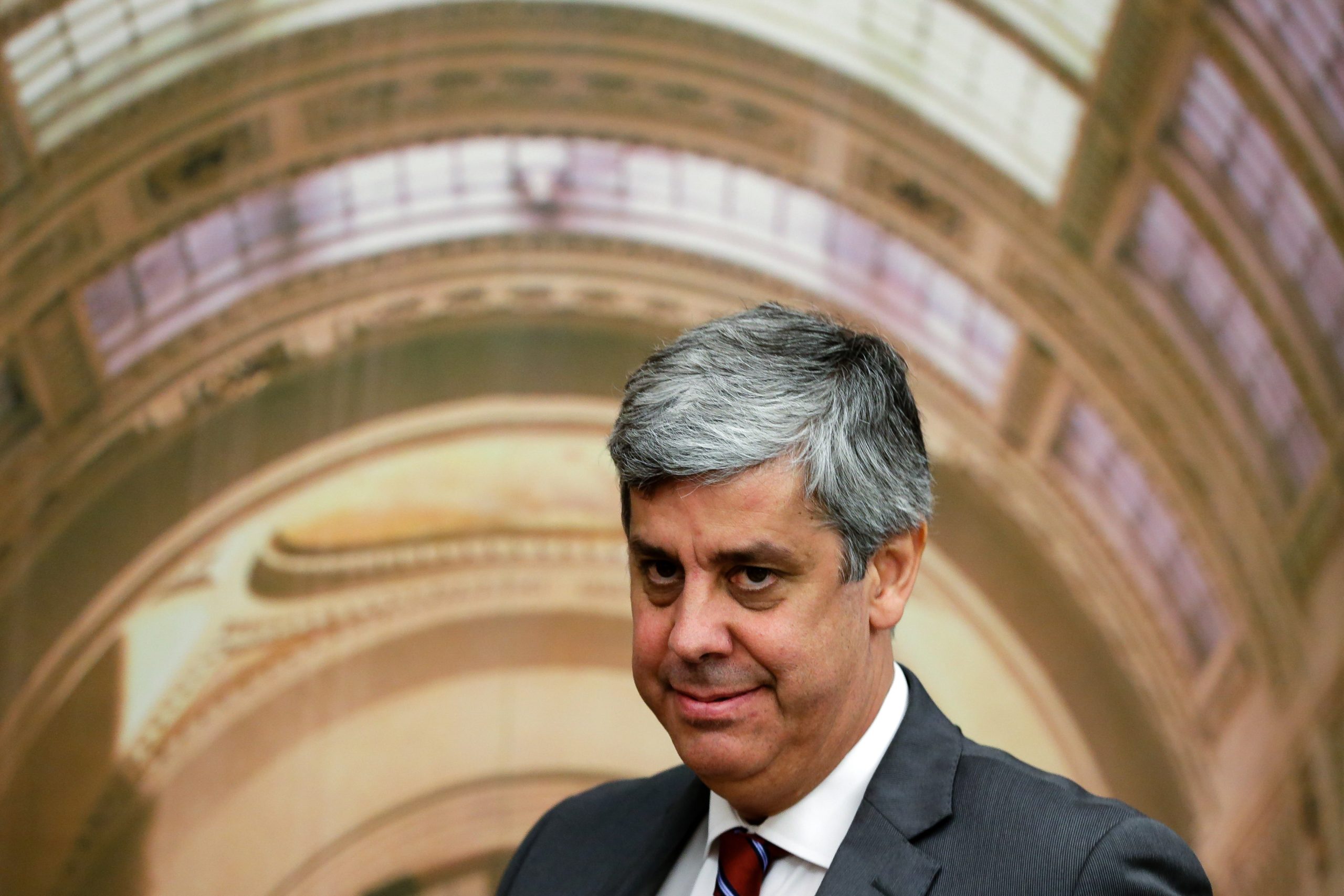 Centeno espera boas notícias já hoje também das agências de notação