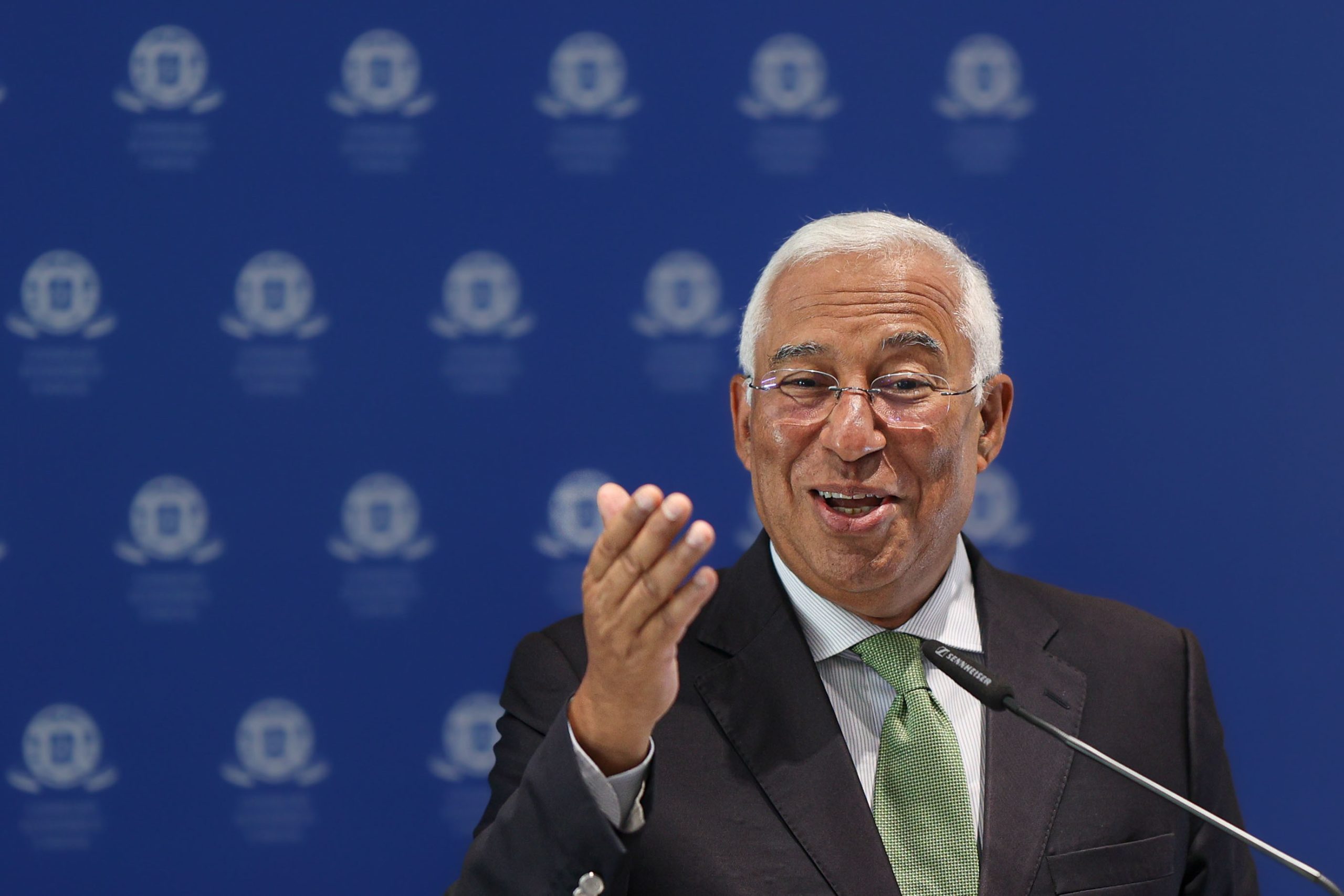 Costa exonera o seu chefe de gabinete Vítor Escária e nomeia Tiago Vasconcelos