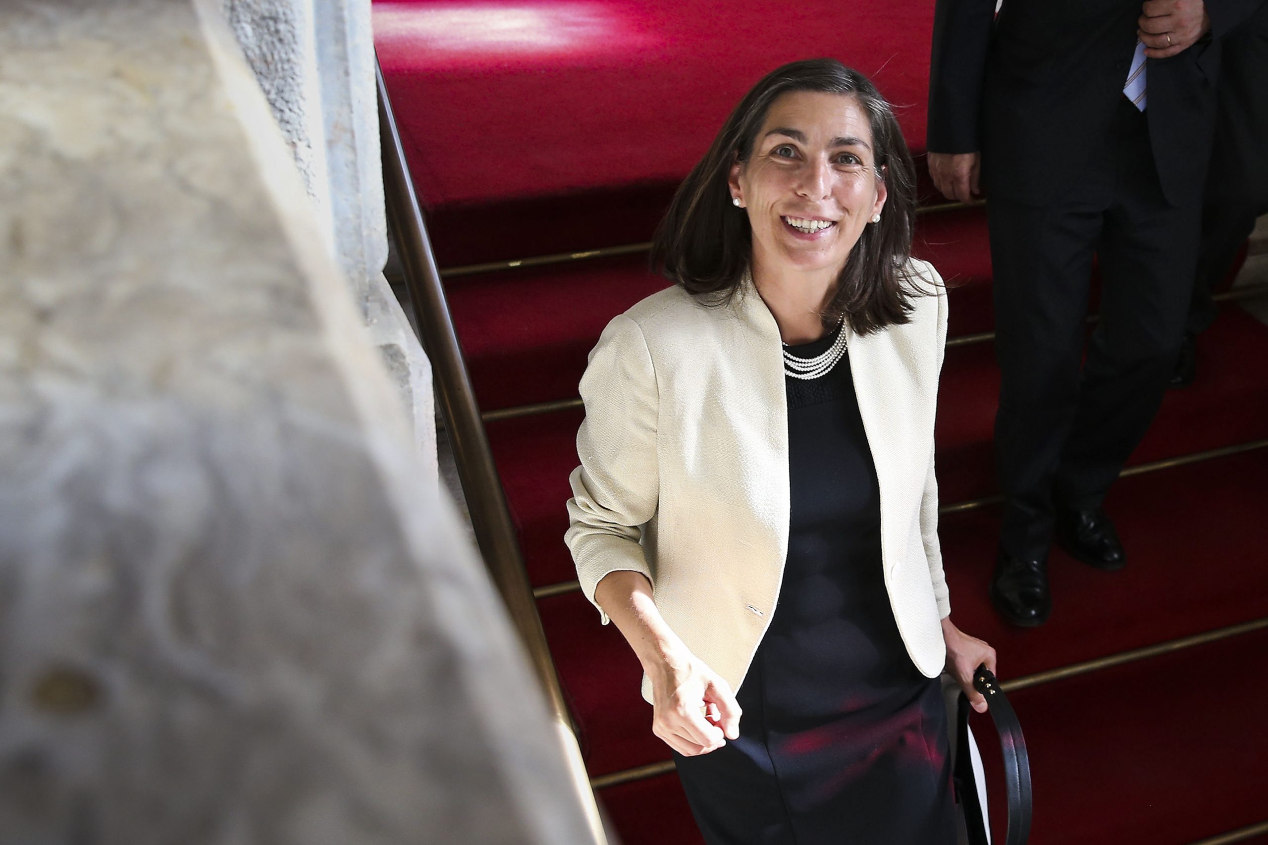 Secretária-geral adjunta do PS ataca pragmatismo das gestões sem rumo