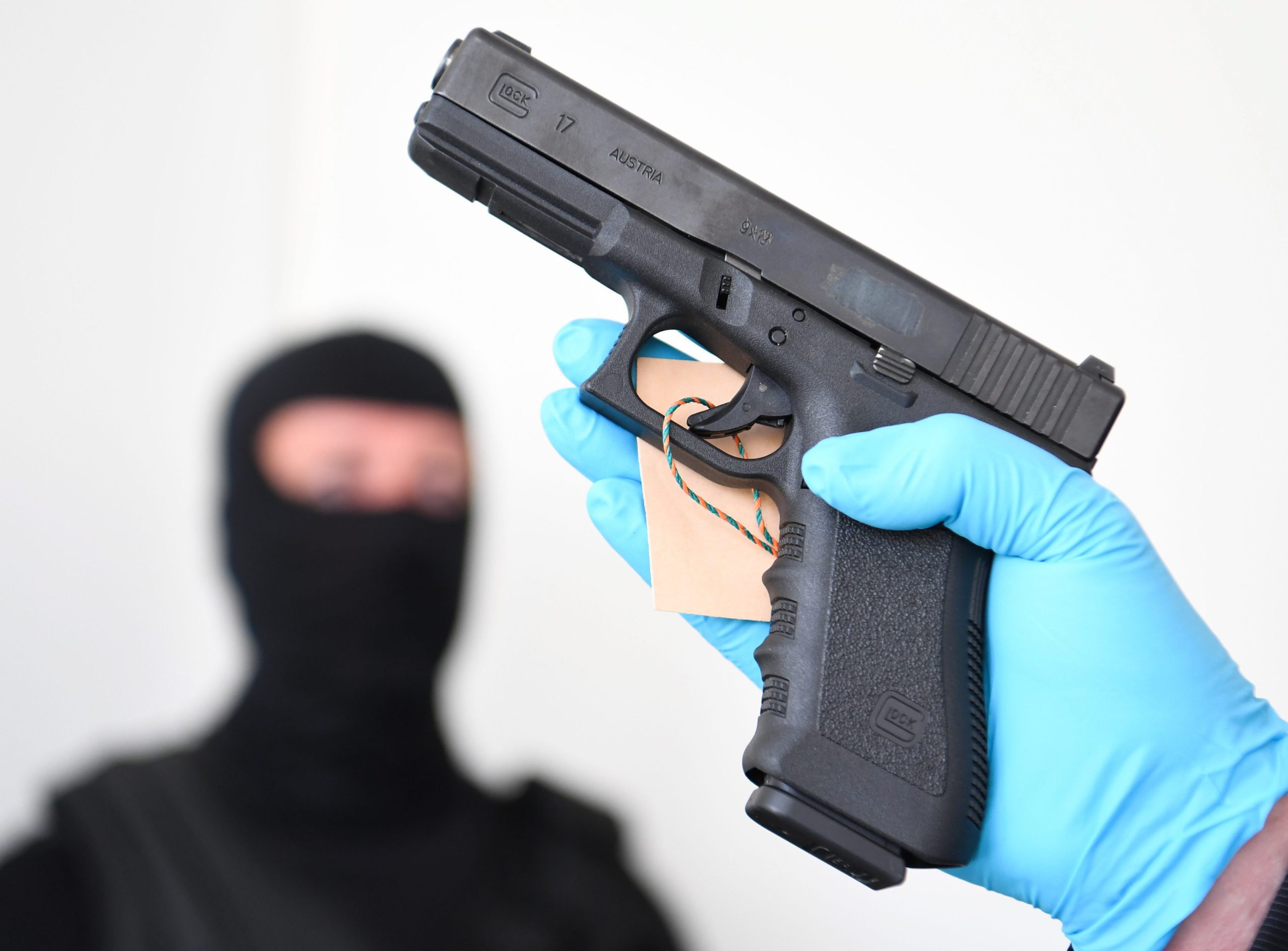 Inventor da pistola Glock falece aos 94 anos de idade