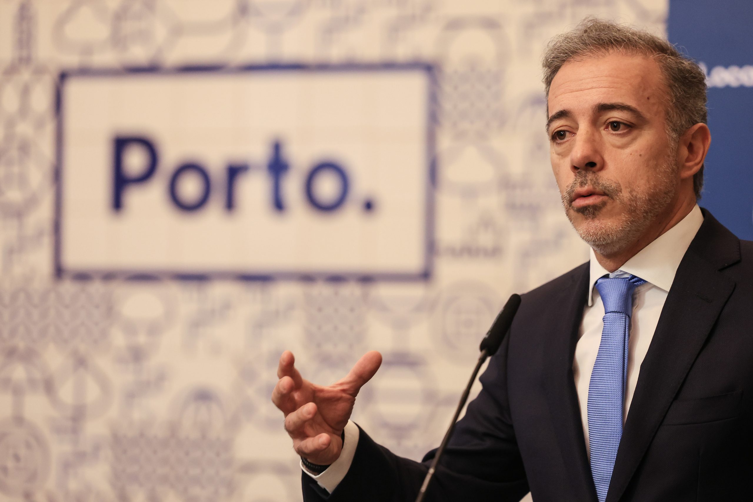 Antiga Escola do Cerco, no Porto, será transformada em unidade de saúde