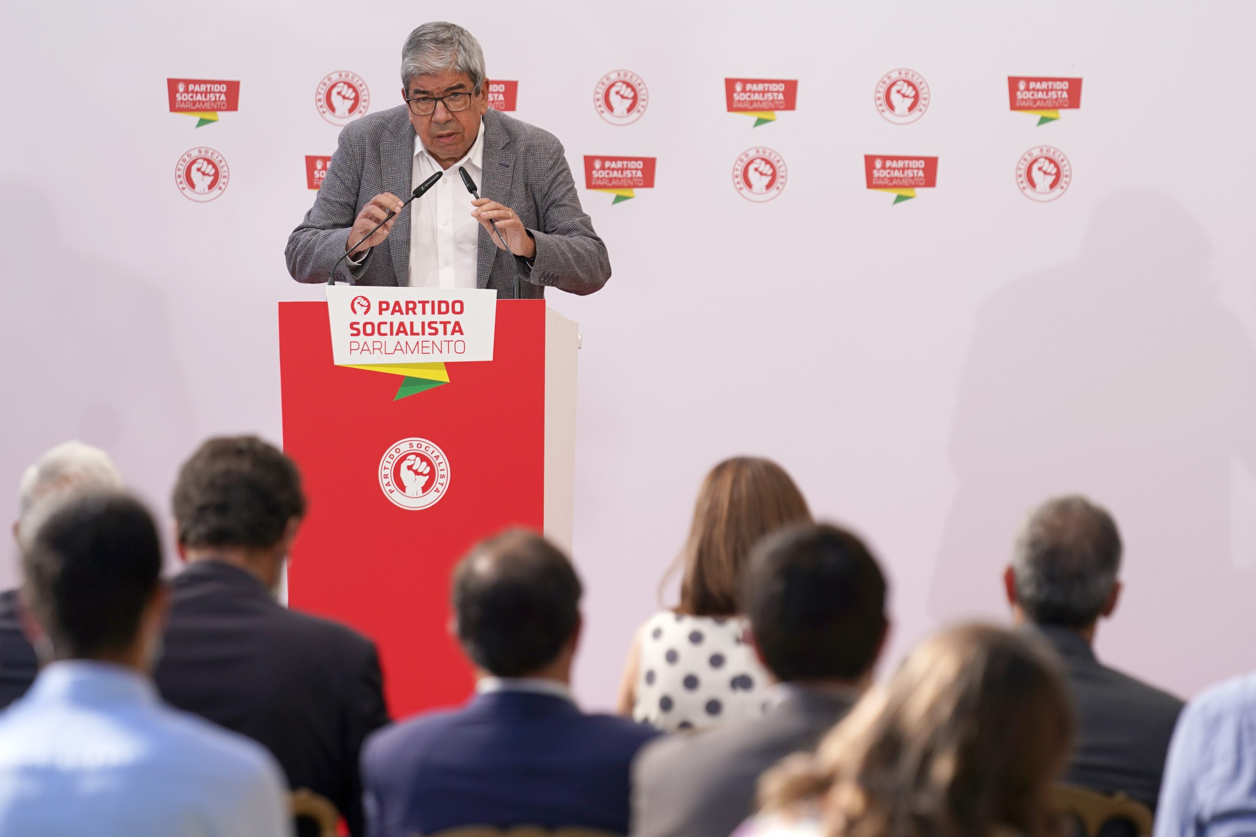 É fundamental que “boa cooperação entre órgãos de soberania” continue, diz Ferro Rodrigues