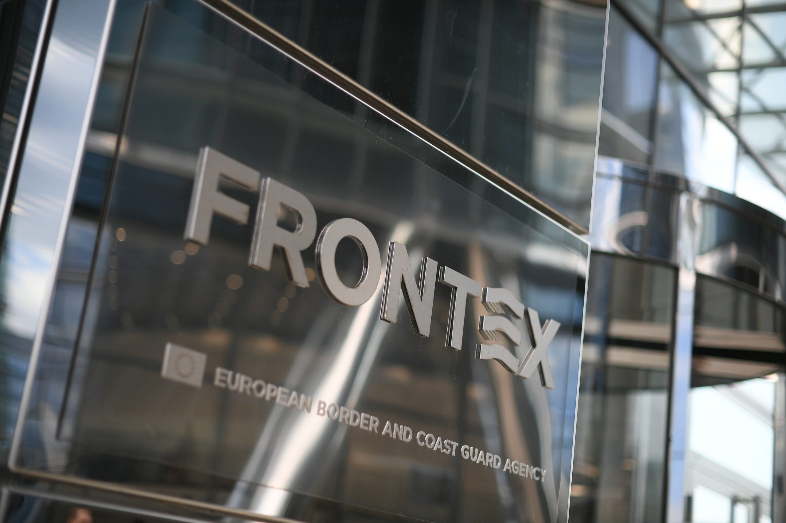 Frontex dá até 10 de julho para Grécia explicar naufrágio que matou mais de 600 migrantes