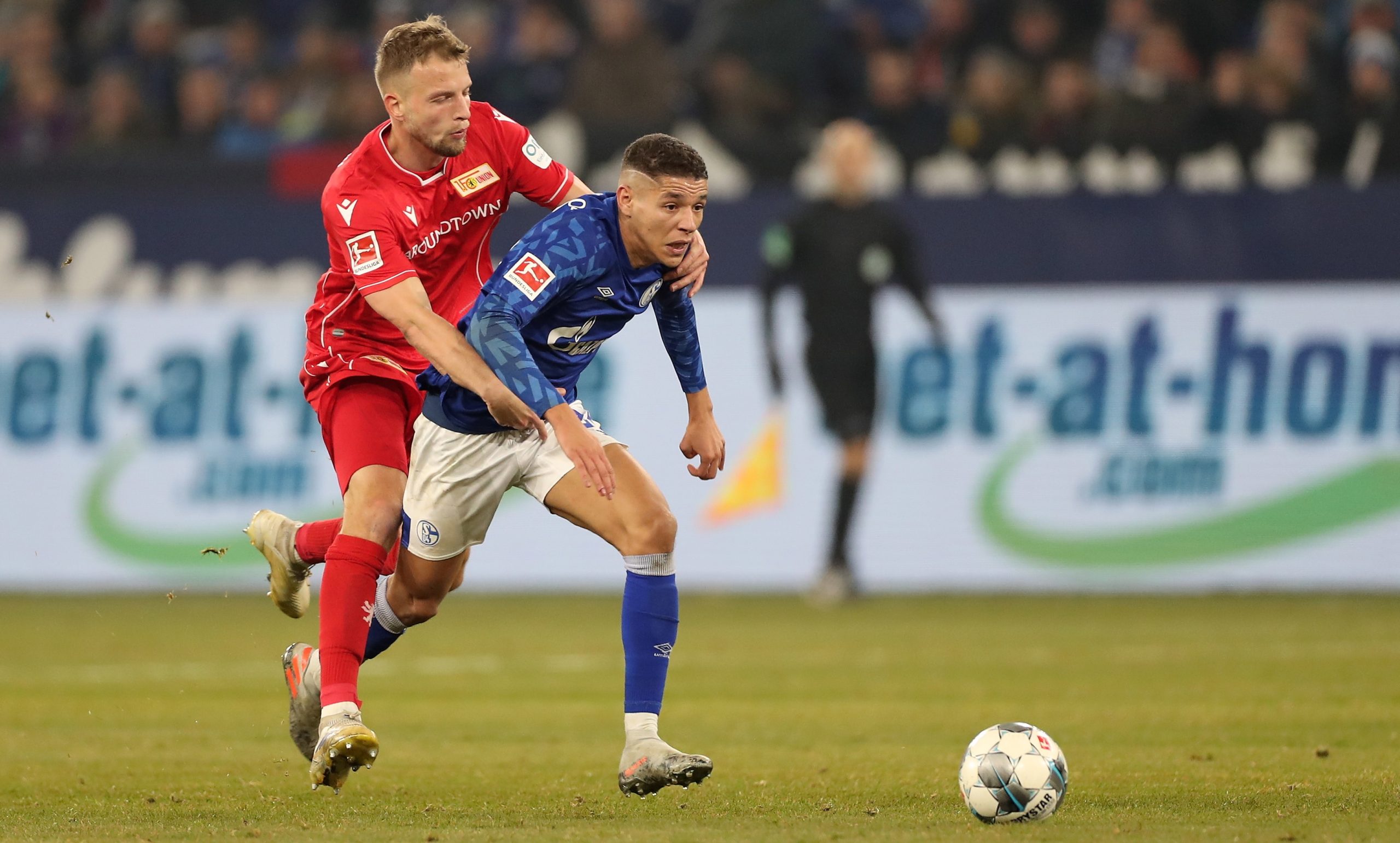 Schalke vence na receção ao Union Berlim e partilha liderança na liga alemã