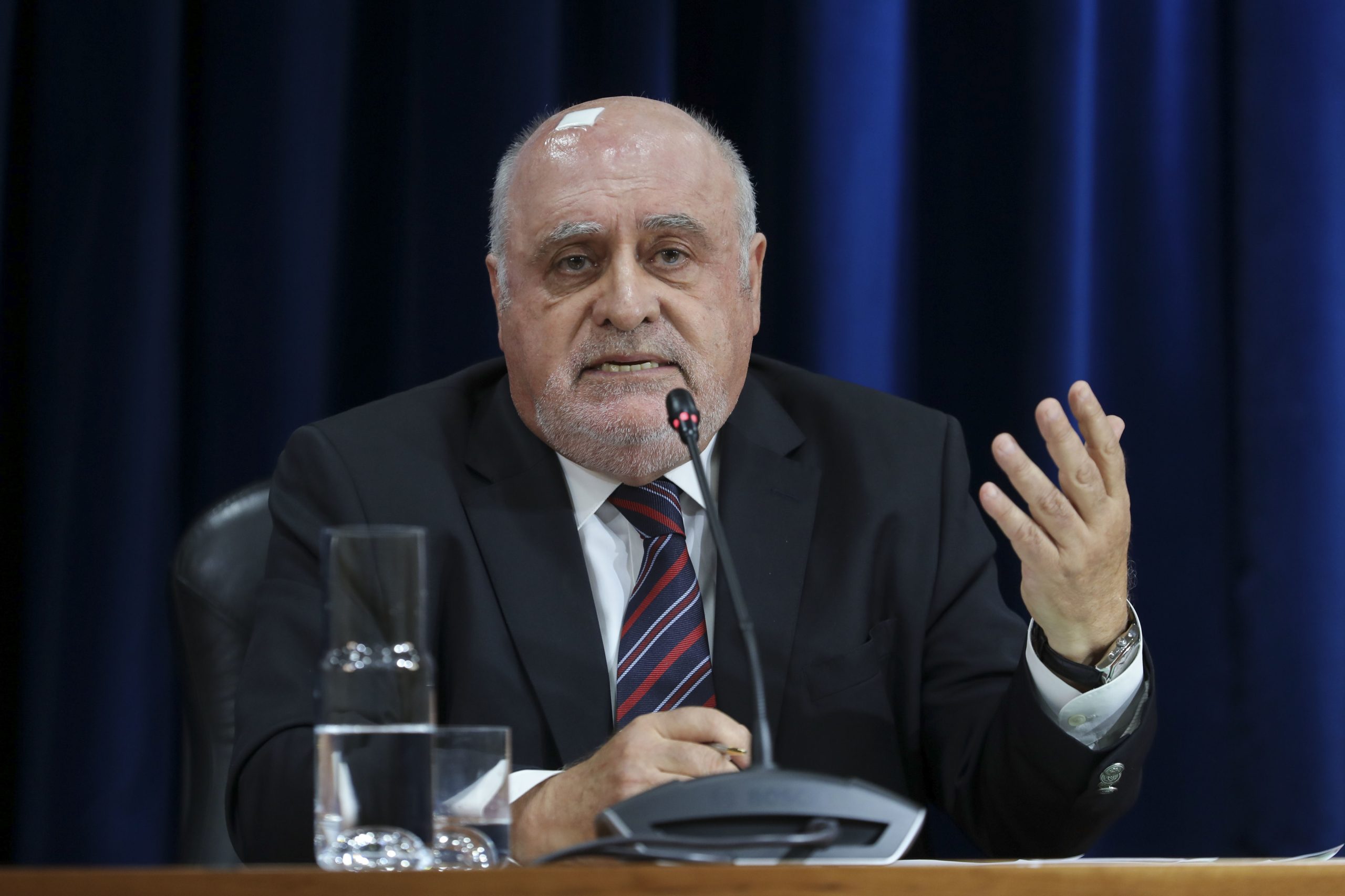 Capoulas acusa Cristas da “manipulação grosseira” e garante que decisão do Programa de Desenvolvimento Rural está nos 82%