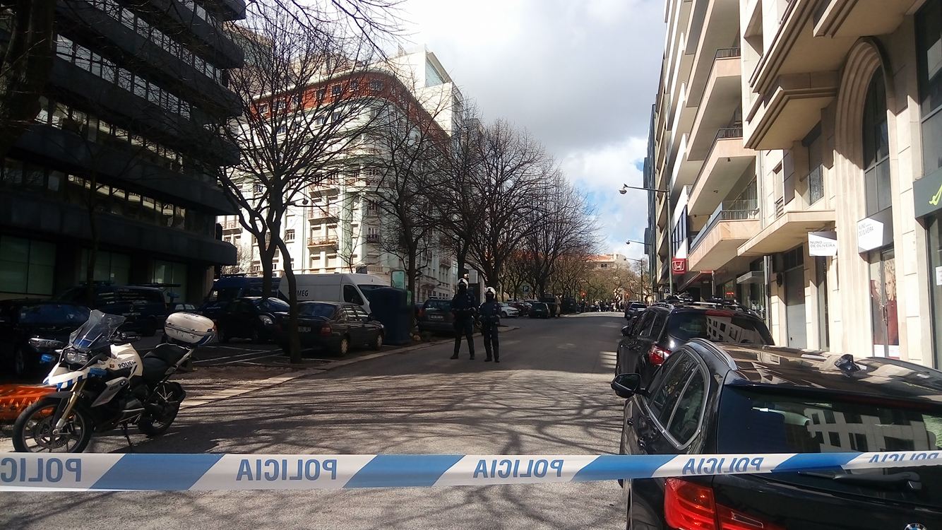 Lisboa: Avenida Casal Ribeiro reaberta após identificação de “objeto suspeito”