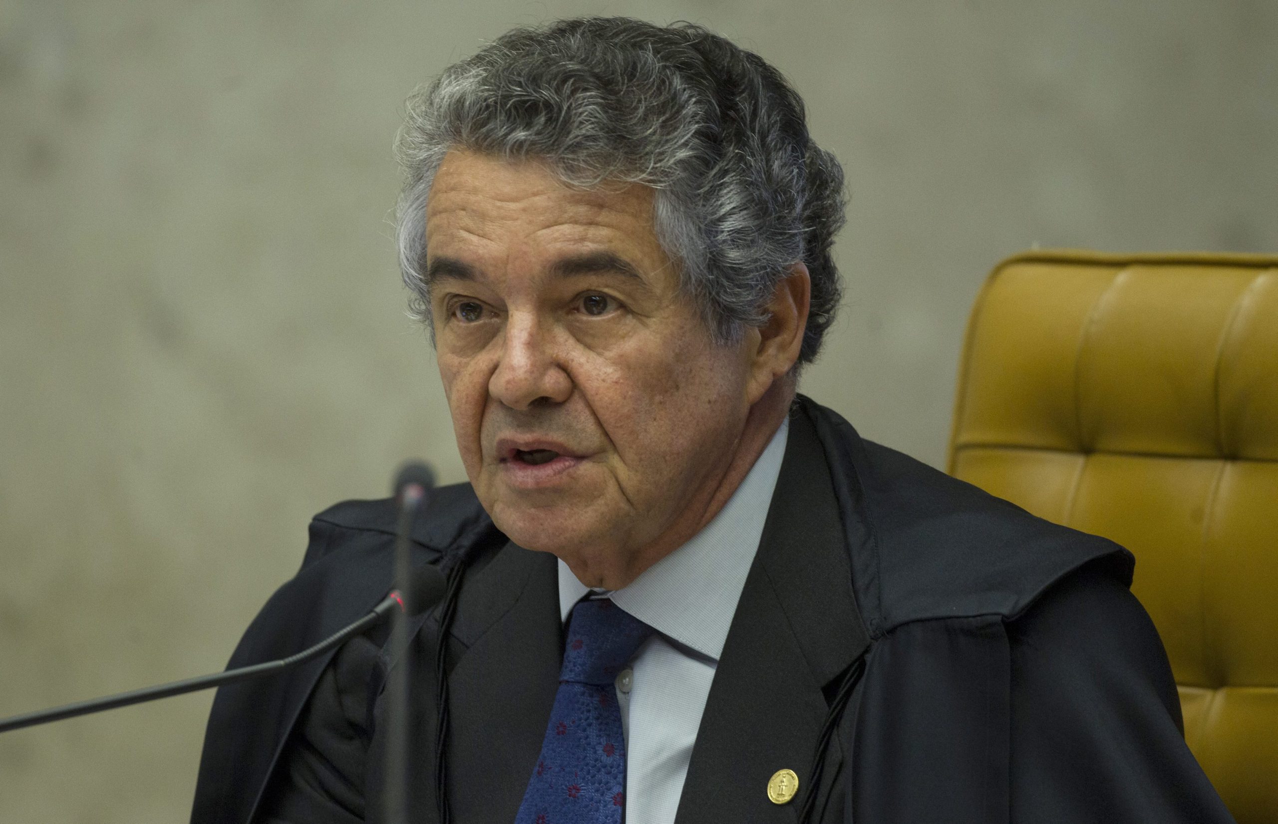 Juiz do Brasil reverte decisão que afastou senador Aécio Neves do cargo