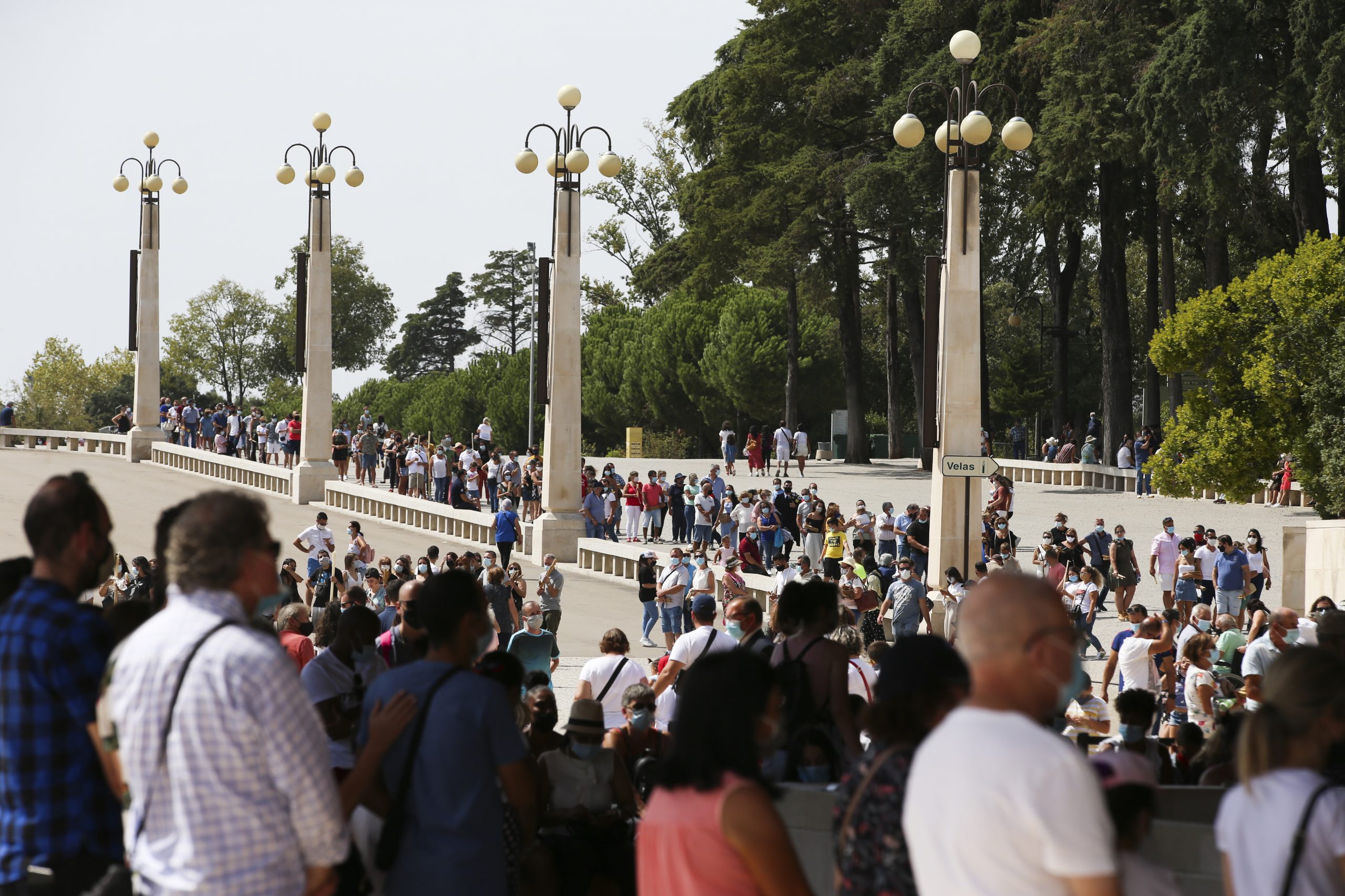 Santuário do Fátima vai reunir-se com Ministério da Saúde devido aos aglomerados de pessoas