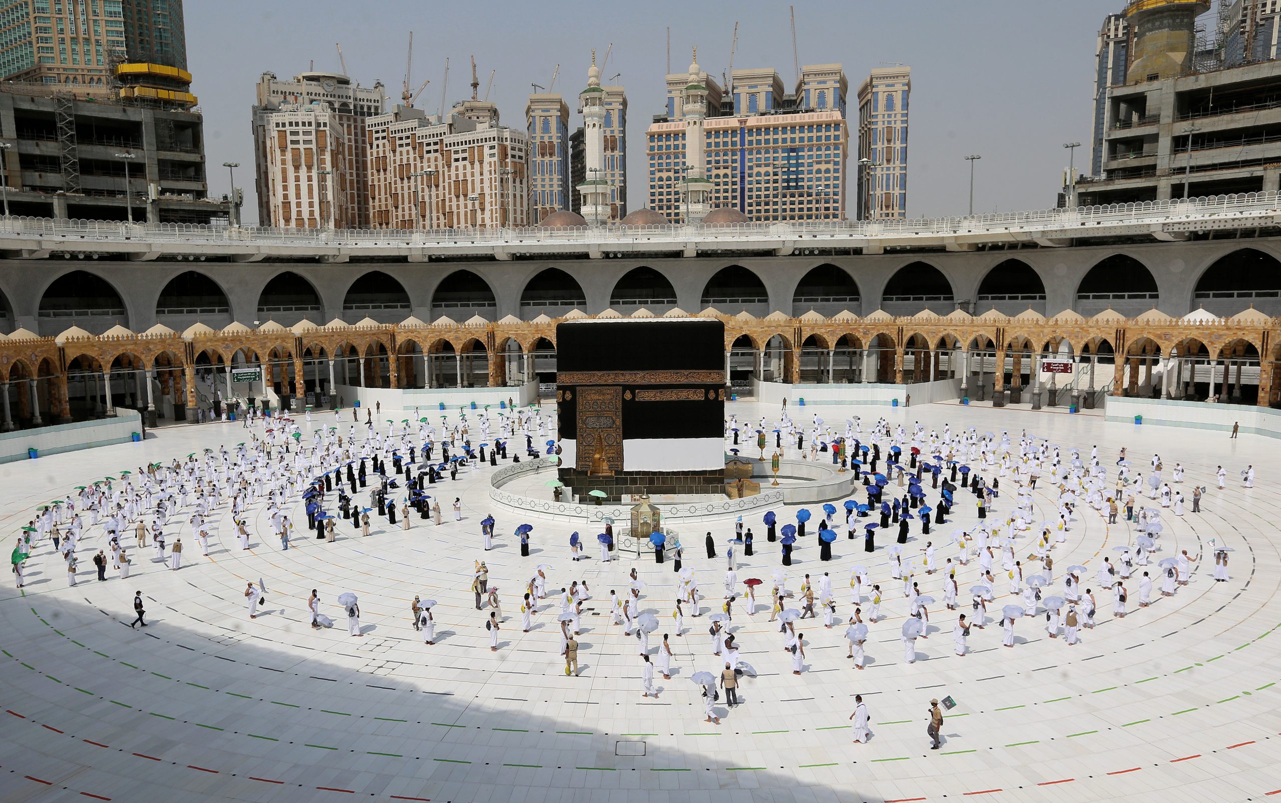 De Meca a Medina. Arábia Saudita nomeia mulheres para cargos importantes em mesquitas