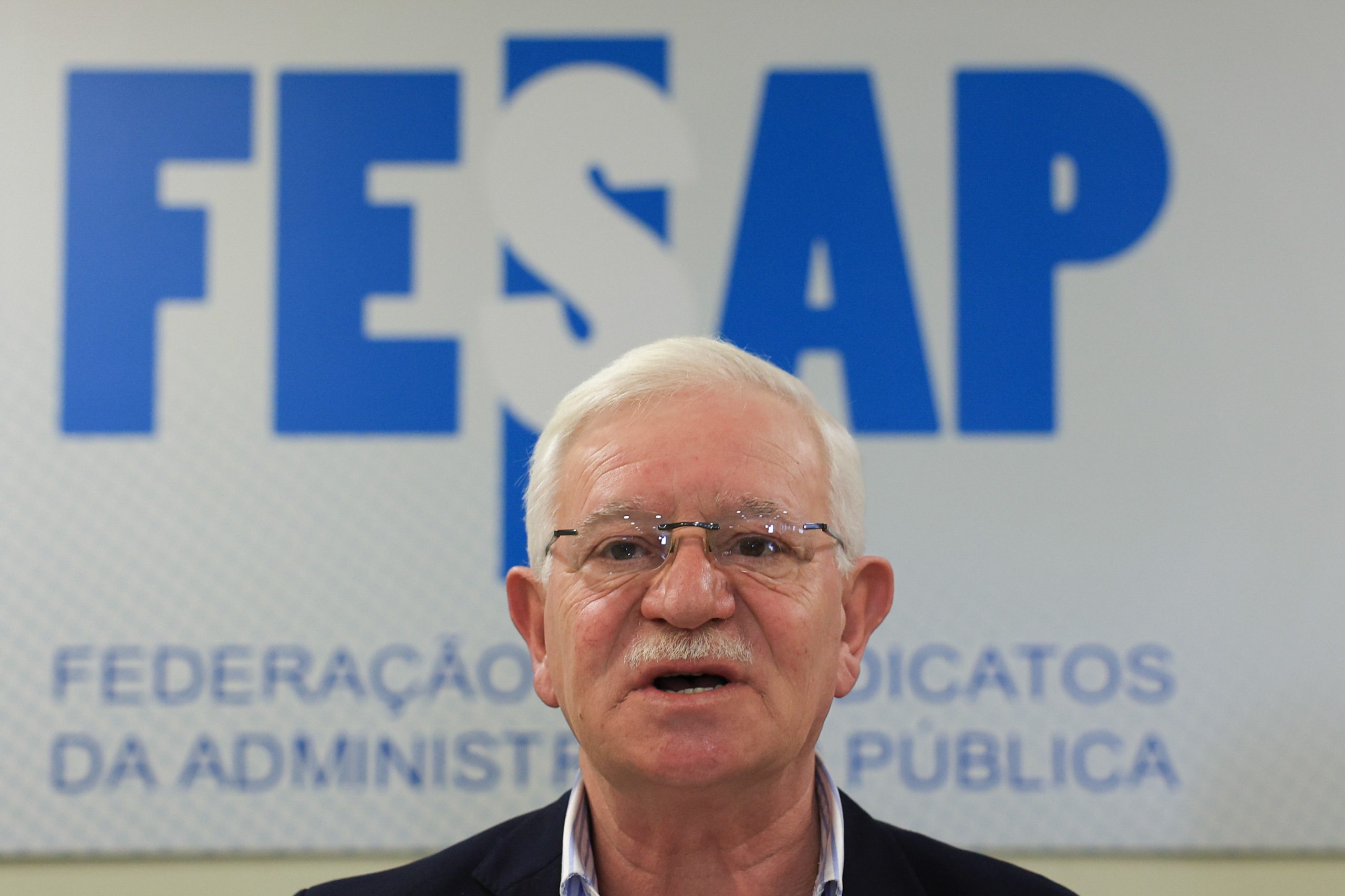 Federação exige aumento mínimo de 208 euros na função pública