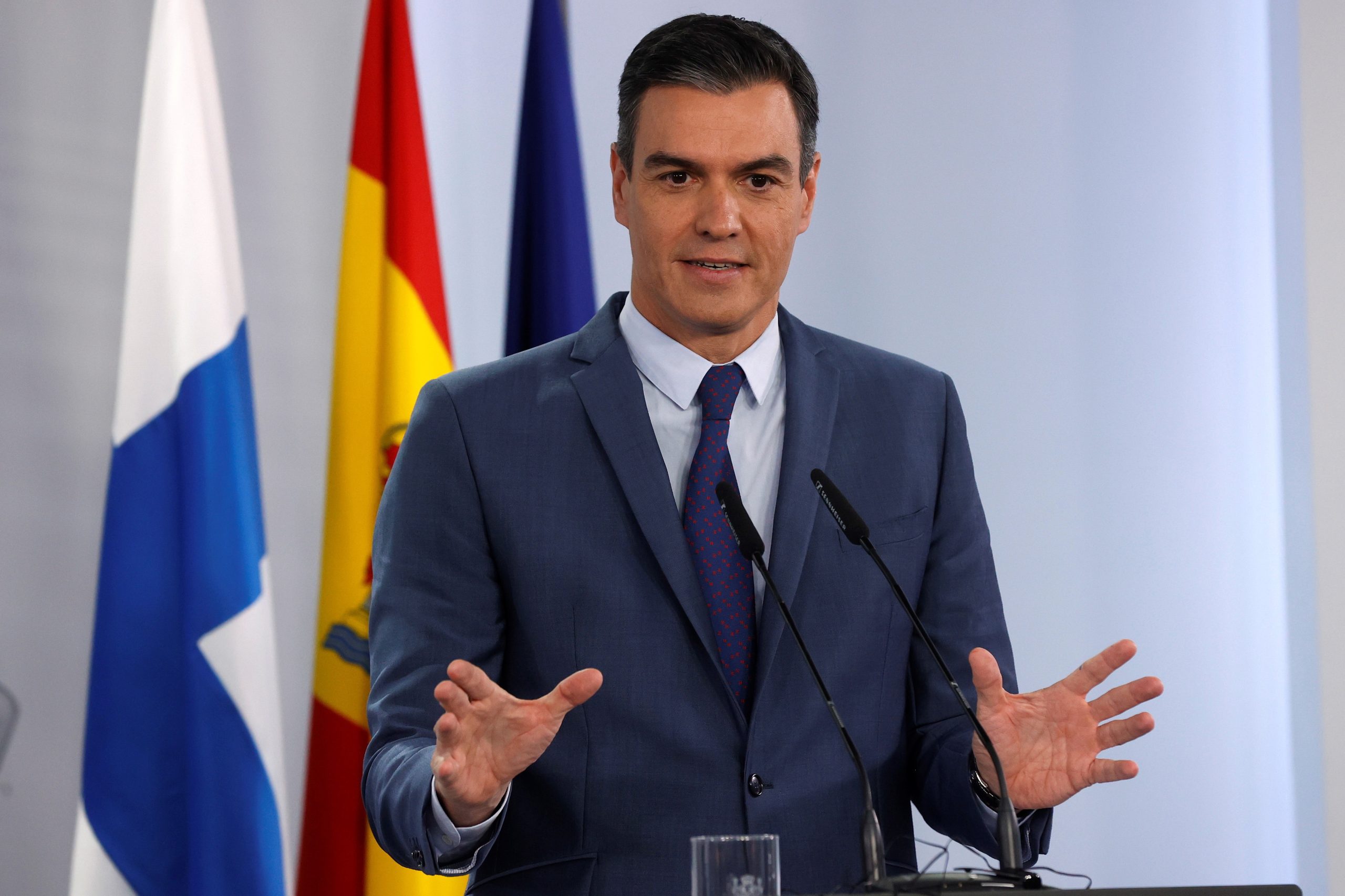 Pedro Sánchez considera beijo do presidente da Federação de Futebol um “gesto inaceitável”