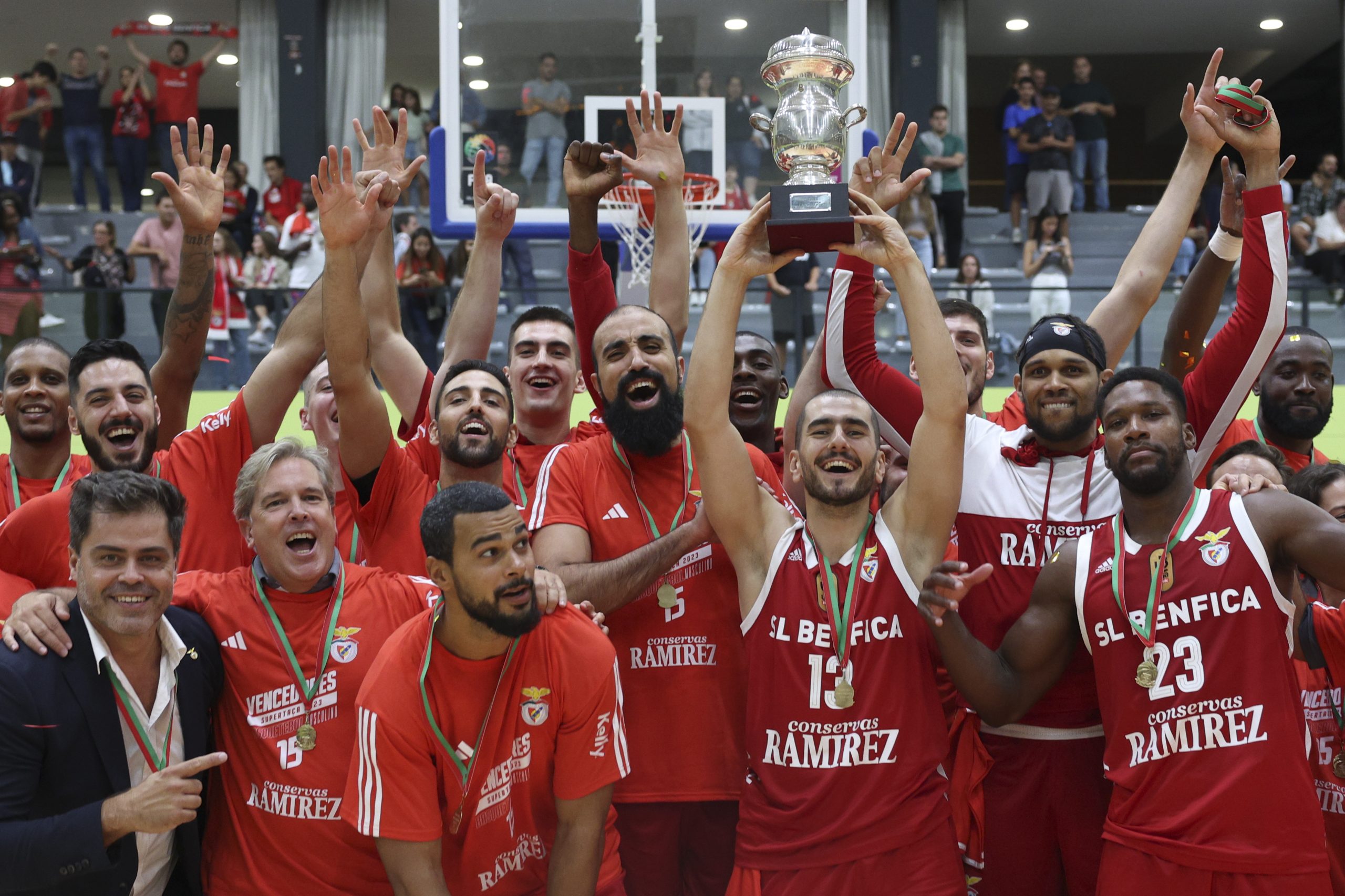 Benfica vence Imortal e conquista 15.ª Supertaça de basquetebol