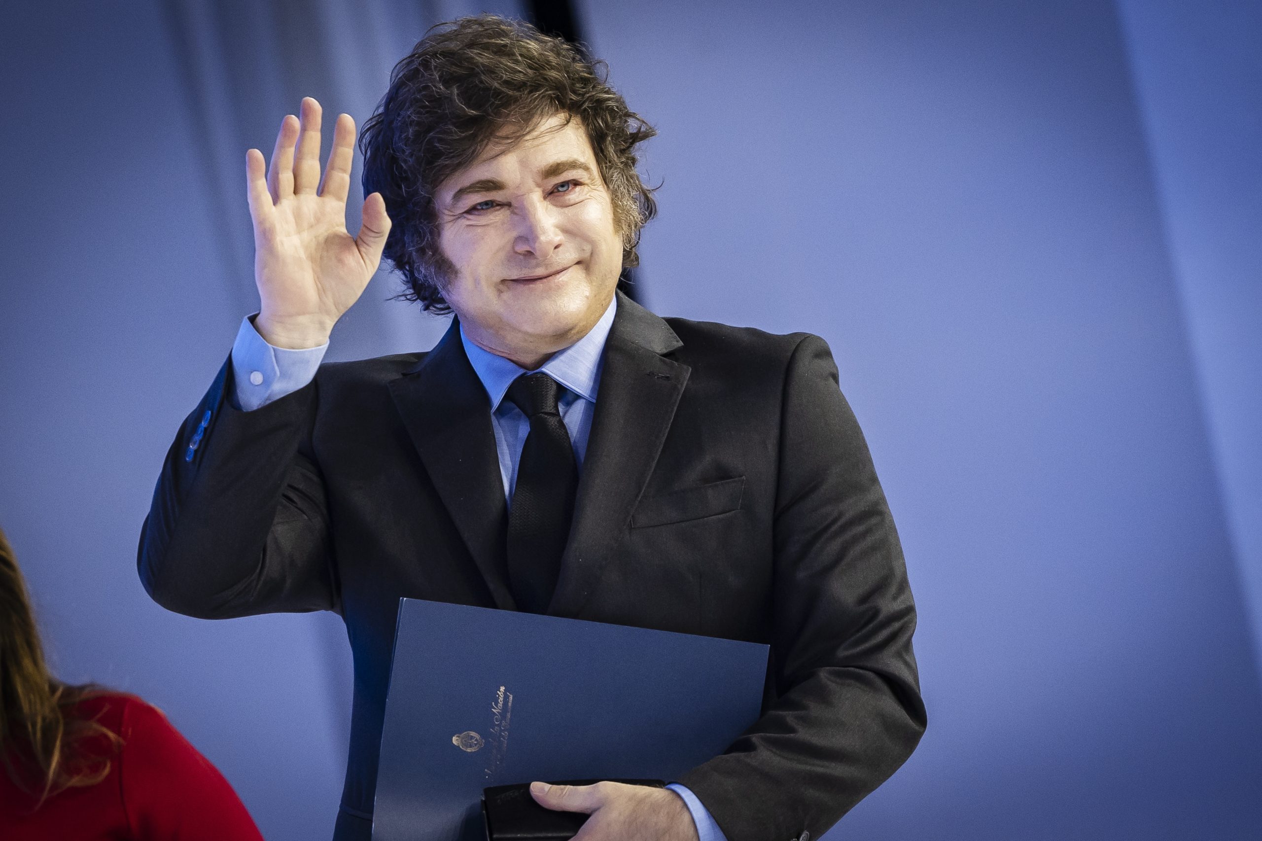 Governo de Milei aprova Orçamento 2026 com maioria no Senado argentino