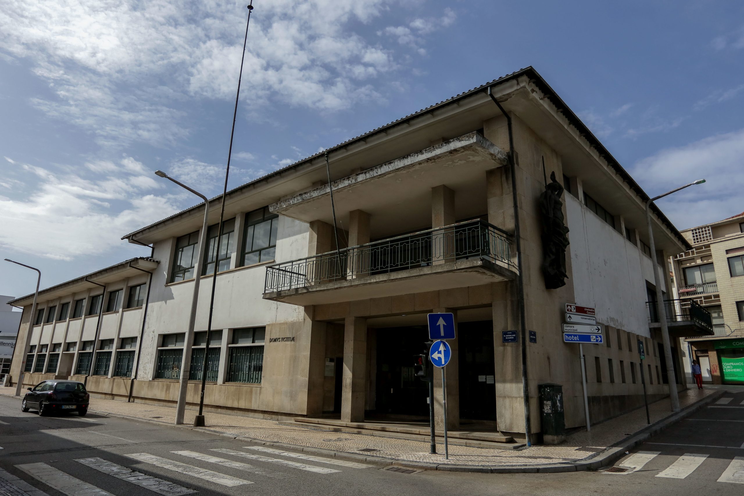 Pena suspensa para jovem que agrediu colega de escola em Oliveira de Azeméis
