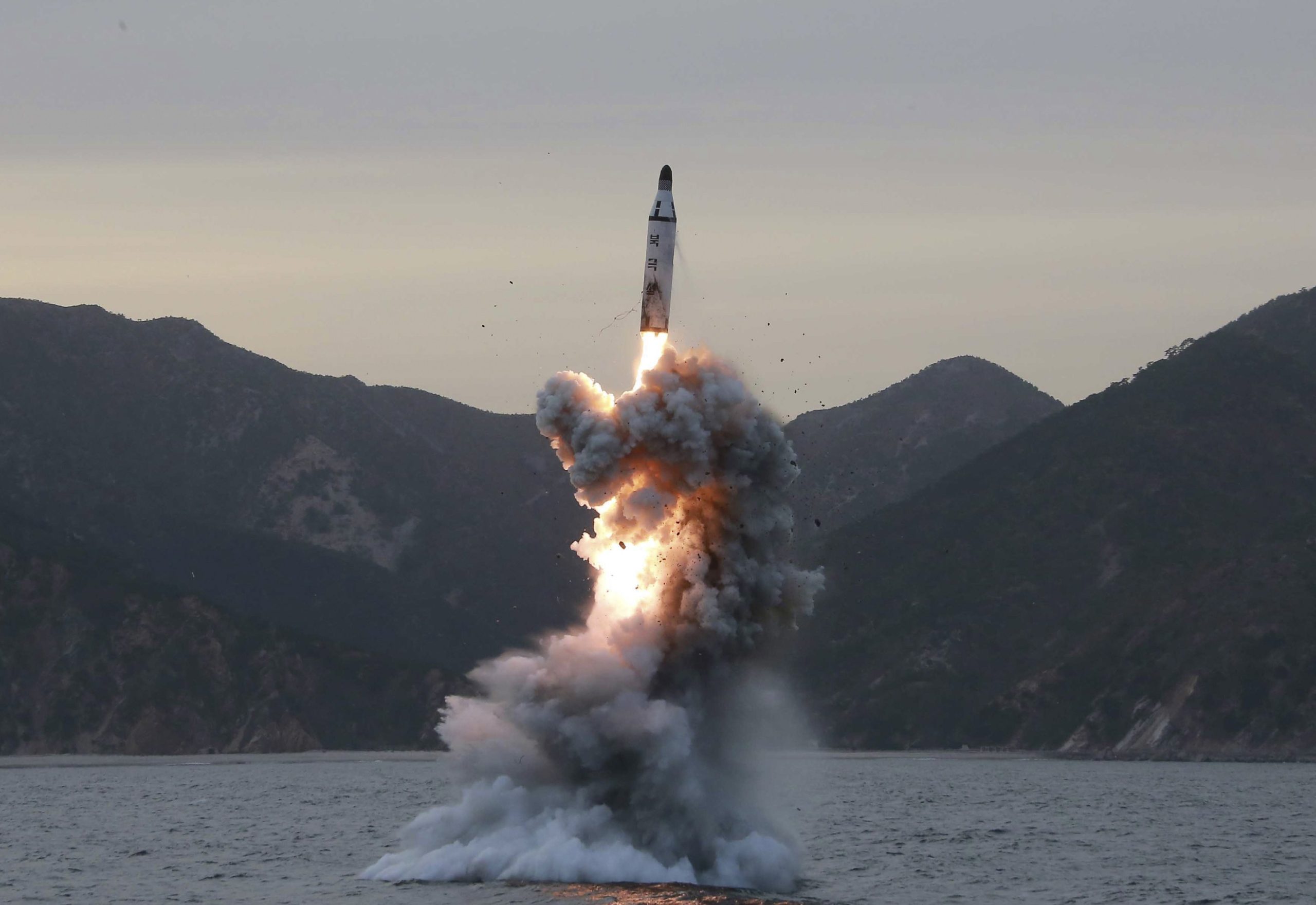 União Europeia considera disparo da Coreia do Norte “uma ameaça à paz e segurança internacionais”