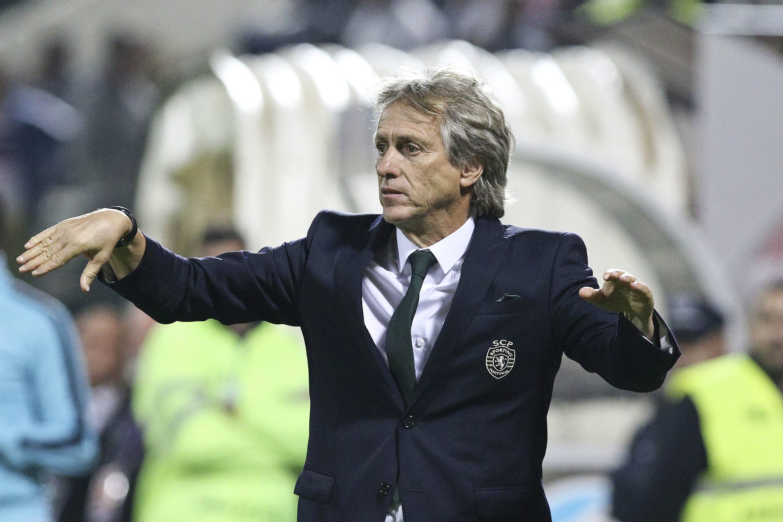 Sporting cede terceiro empate consecutivo e fica a sete pontos do Benfica