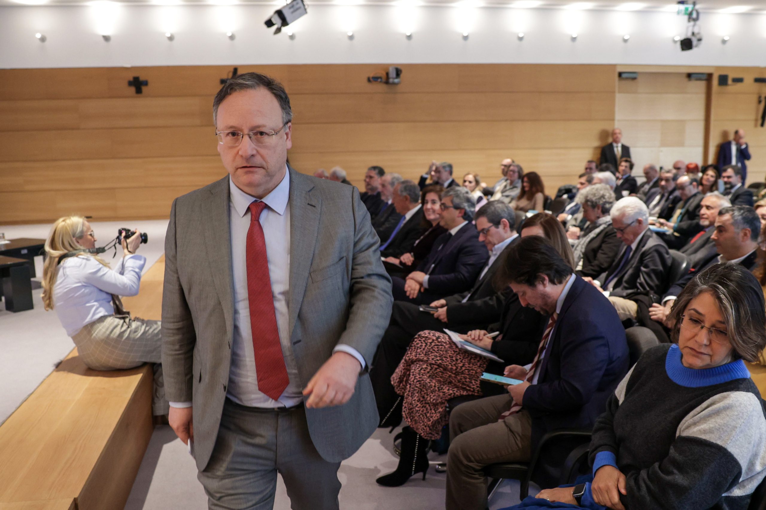 Francisco Assis diz que Galamba já devia ter deixado Governo “há muito tempo”