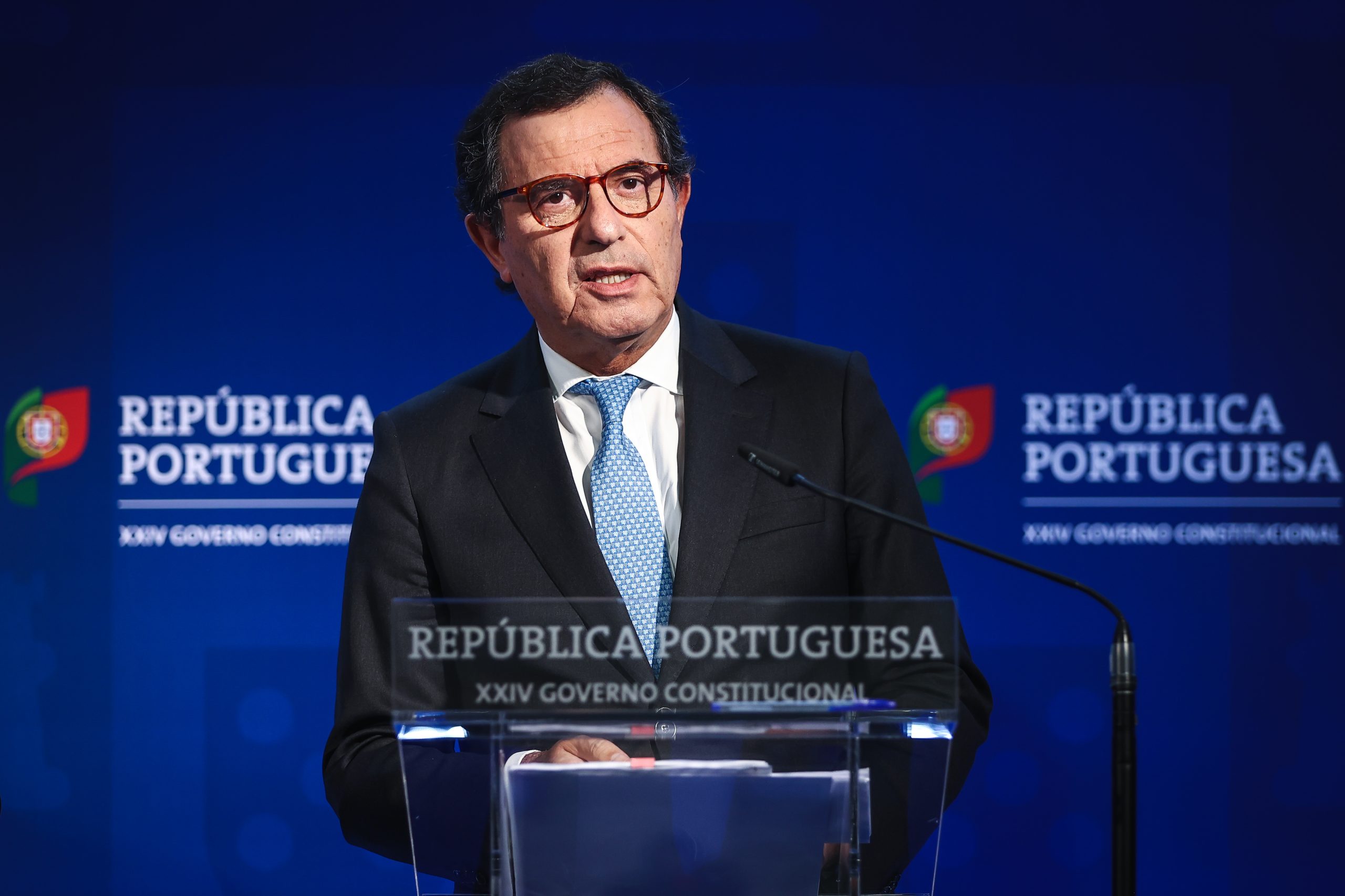 OE2025: “Acho difícil um entendimento” nos termos que o PS propôs, diz ministro adjunto