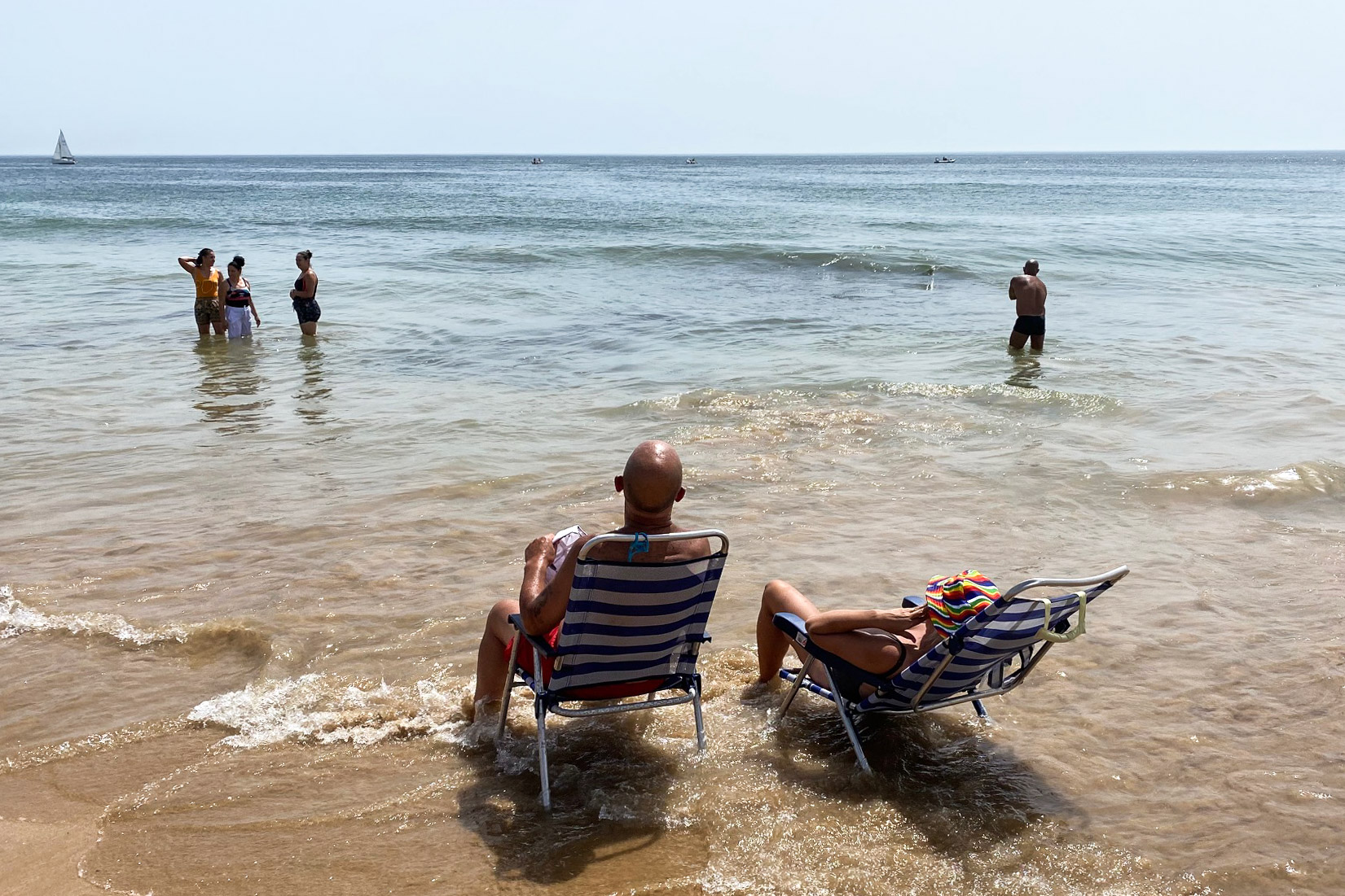 Interdição a banhos na praia da Lagoa, na Póvoa de Varzim, foi levantada