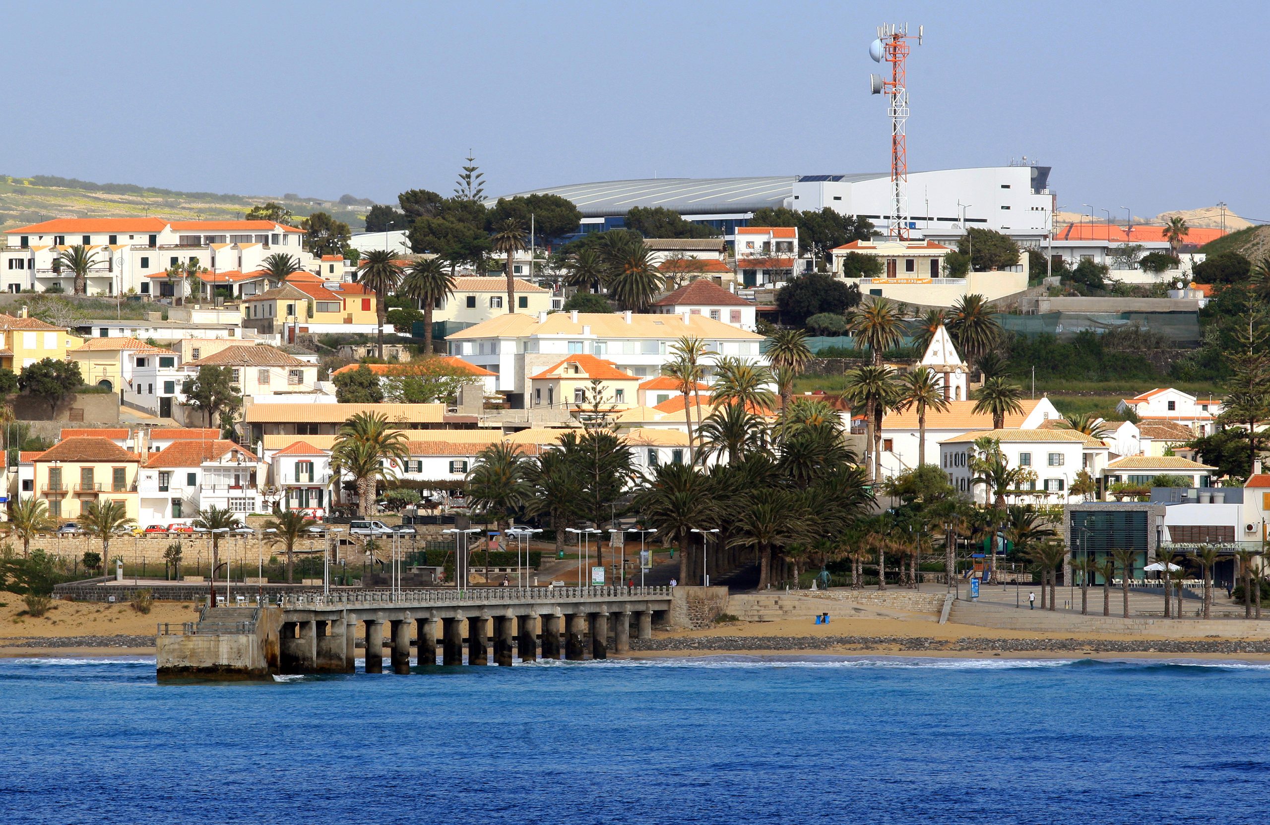 Governo da Madeira protege Porto Santo e toma mais medidas restritivas