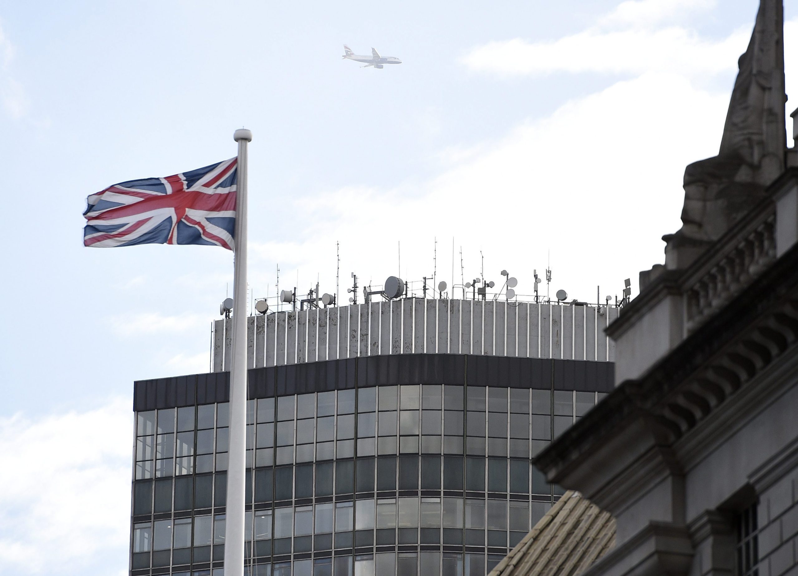 Fecho de canal russo no Reino Unido pode proibir ‘media’ britânicos na Rússia