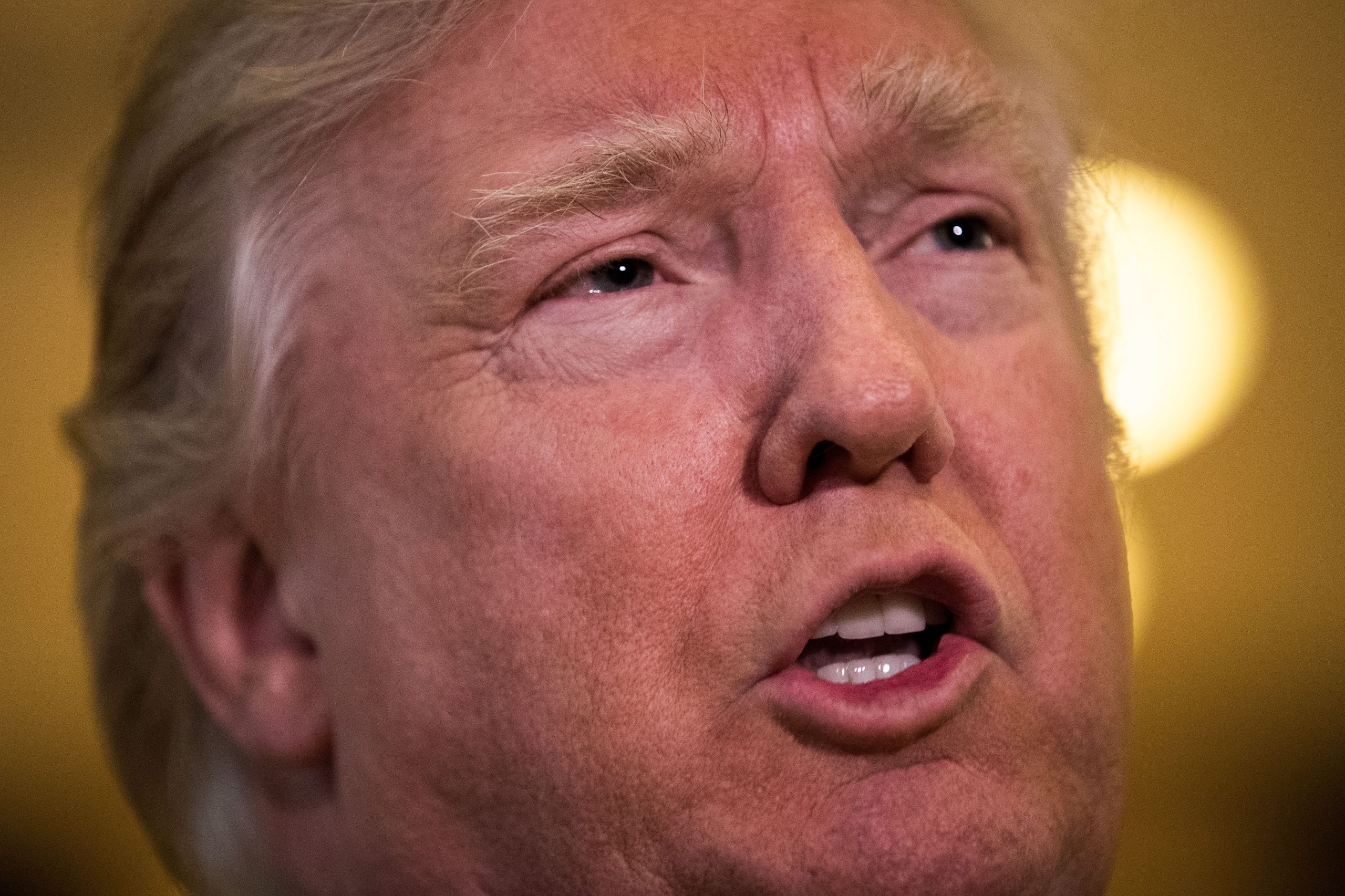 O que é que os russos sabem sobre Trump? É apenas “caça às bruxas”, queixa-se o presidente eleito