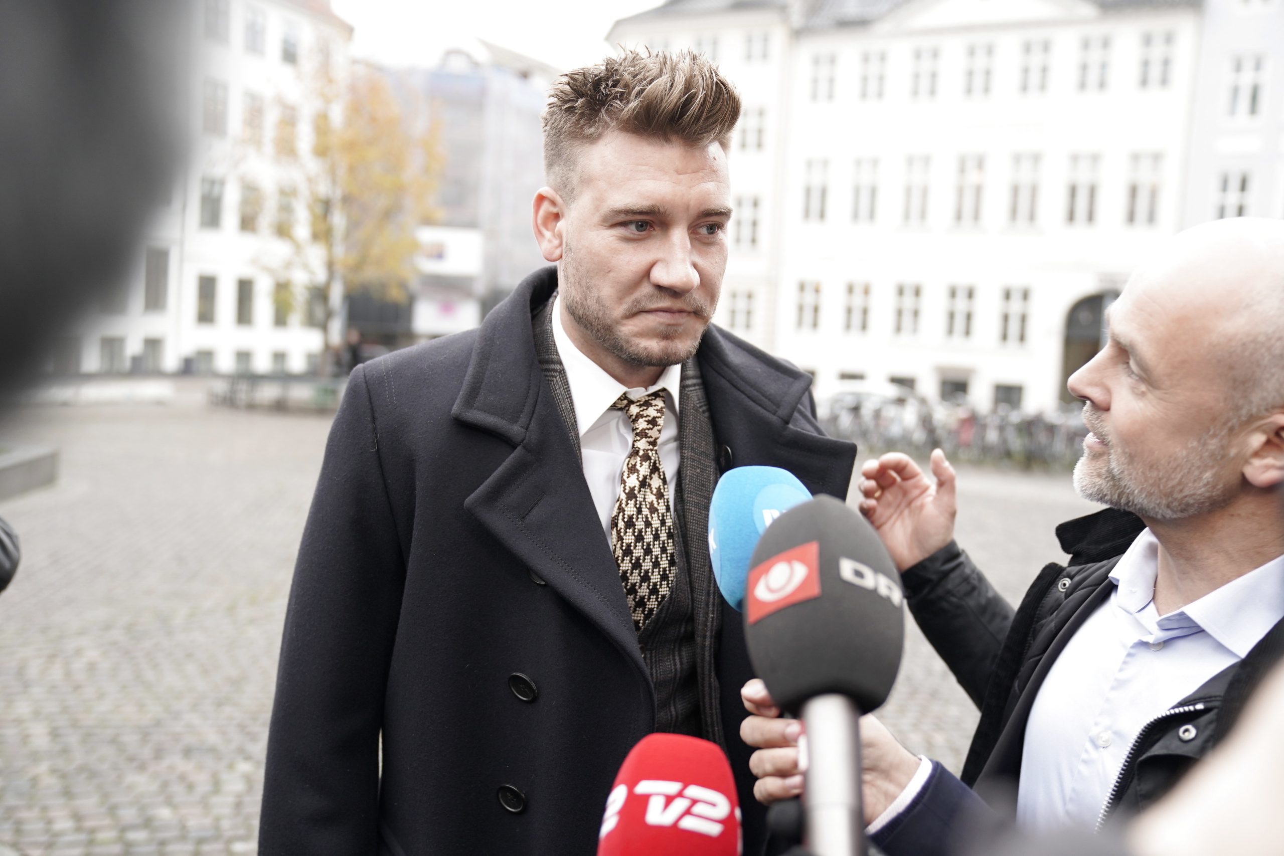 Nicklas Bendtner condenado a 50 dias de prisão por agressão a taxista