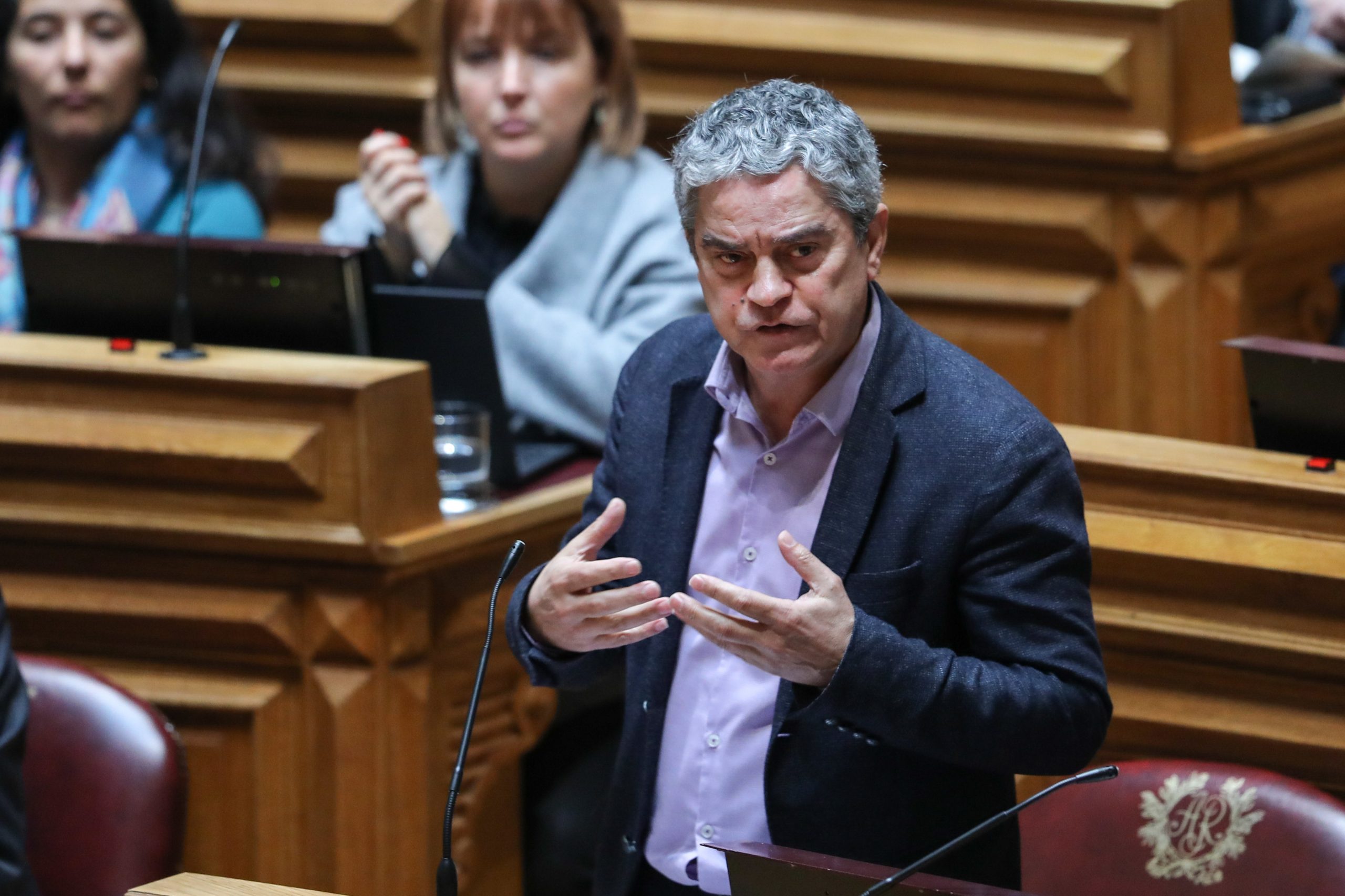 OE2020: PEV vota baixa do IVA do PSD mas contra contrapartidas