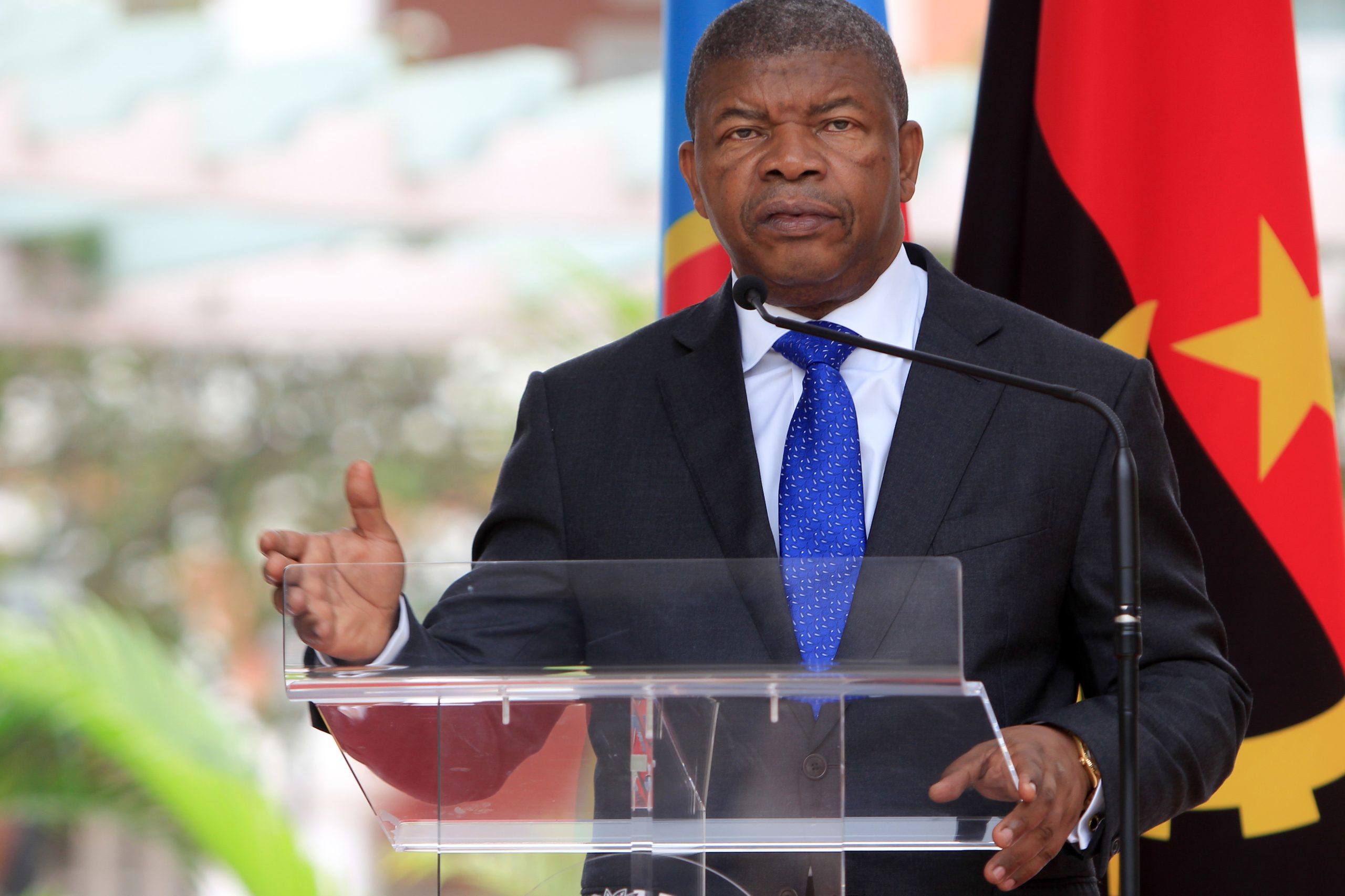 “Um combate de todos”: João Lourenço diz que luta contra a corrupção em Angola é liderada pelo MPLA