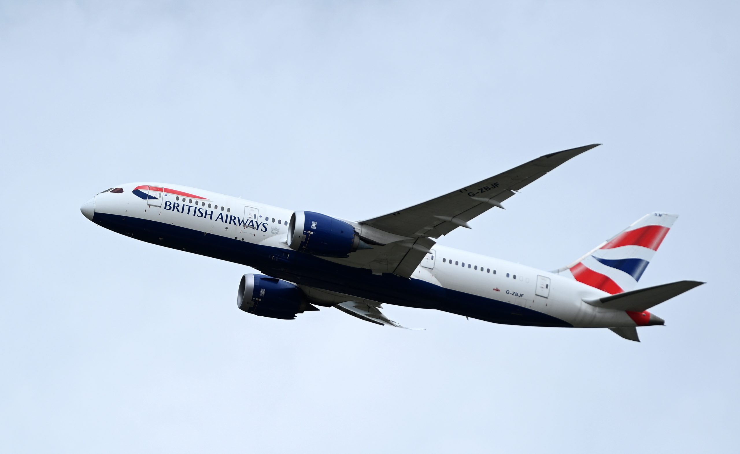 British Airways junta-se a outras companhias e cancela ligações com Telavive