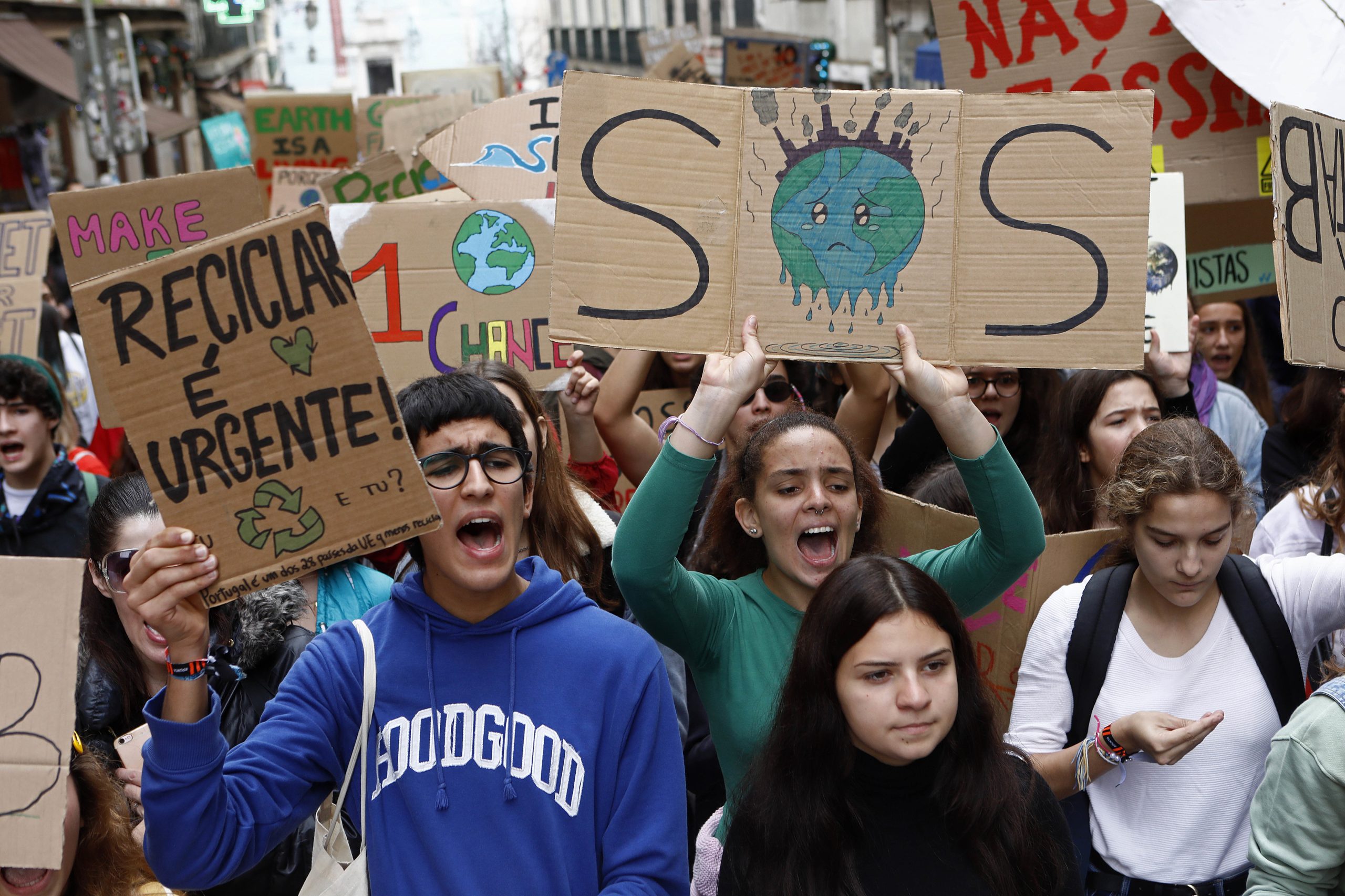 Greve Climática Estudantil defende que “justiça climática é justiça social”