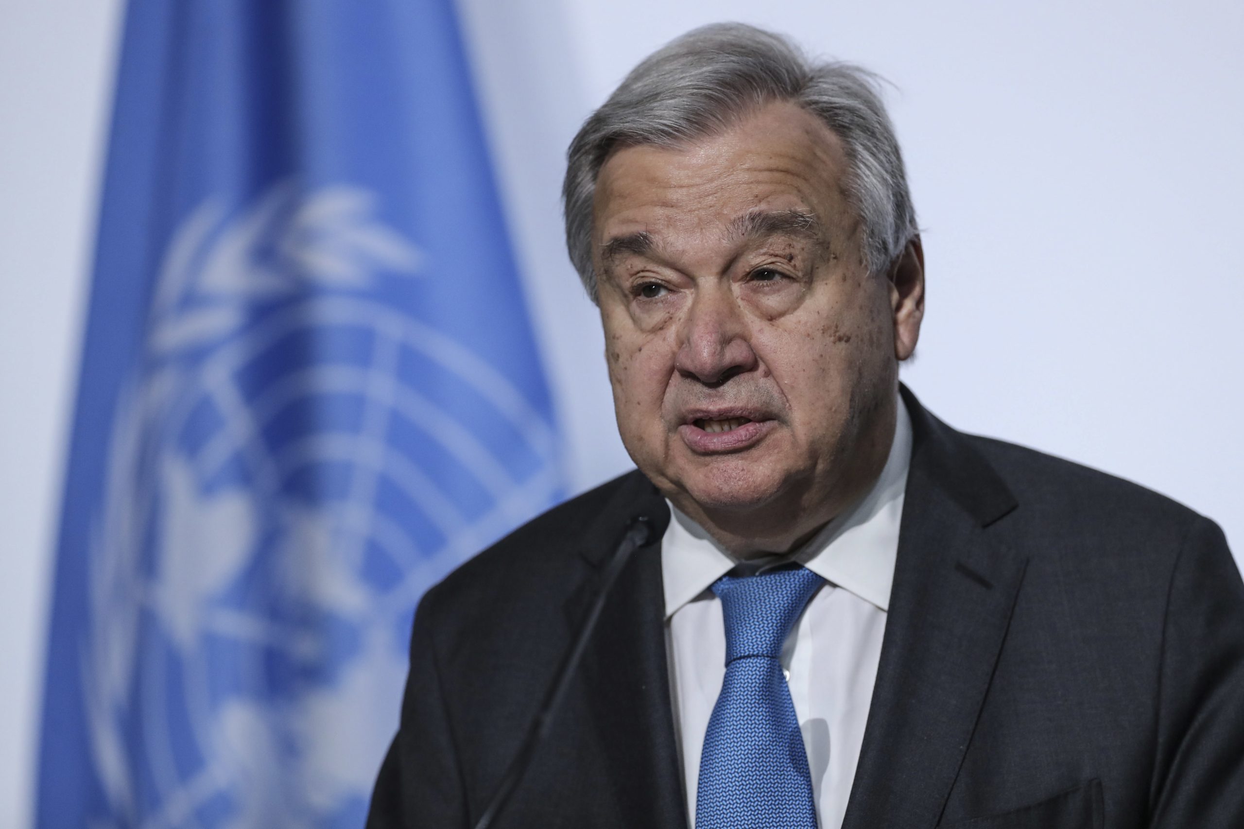 Guterres pede a russos e ucranianos que cessem atividade militar em Zaporijia