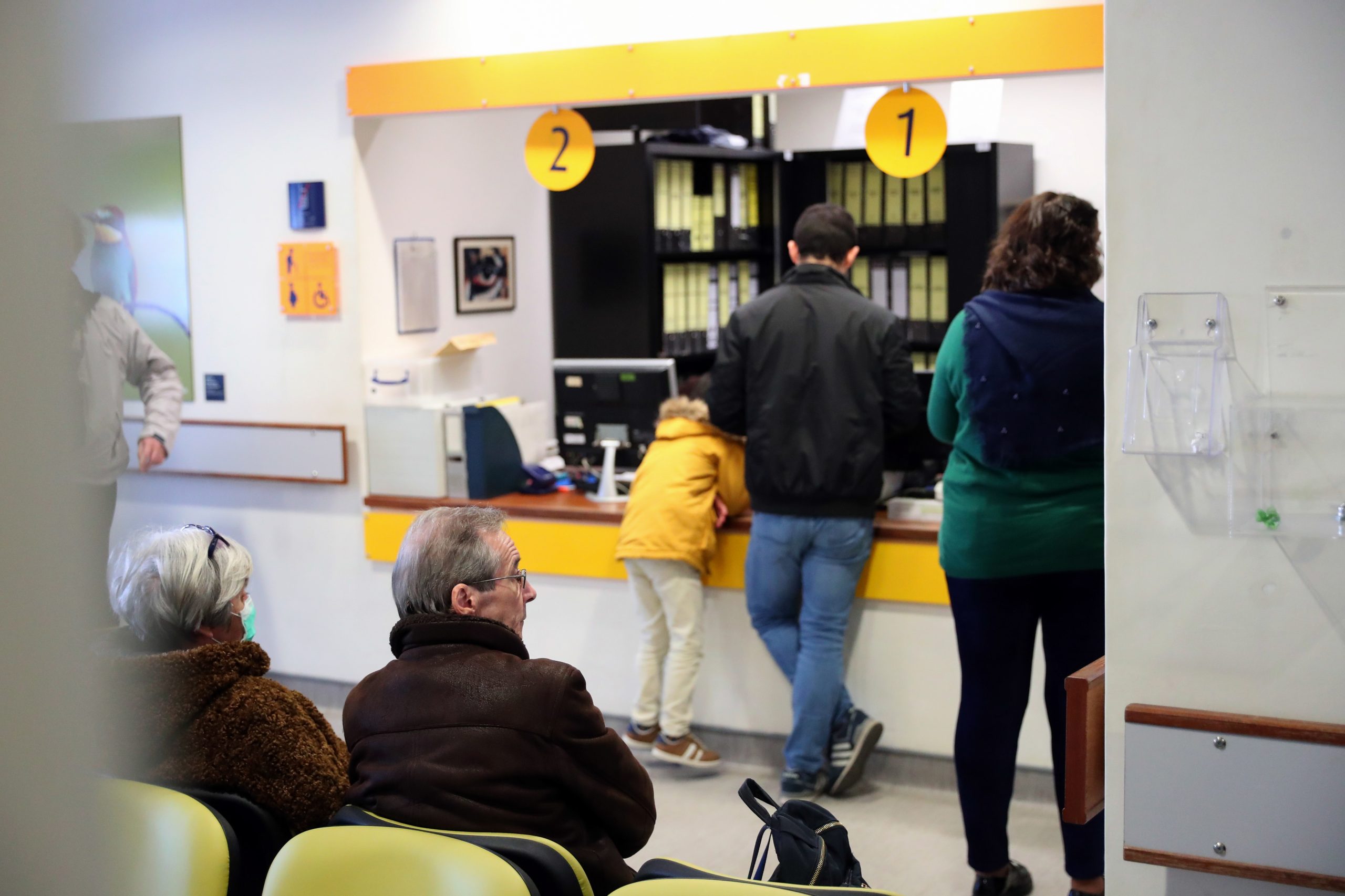 Número de funcionários públicos aumenta em mais de 15 mil no 2.º trimestre
