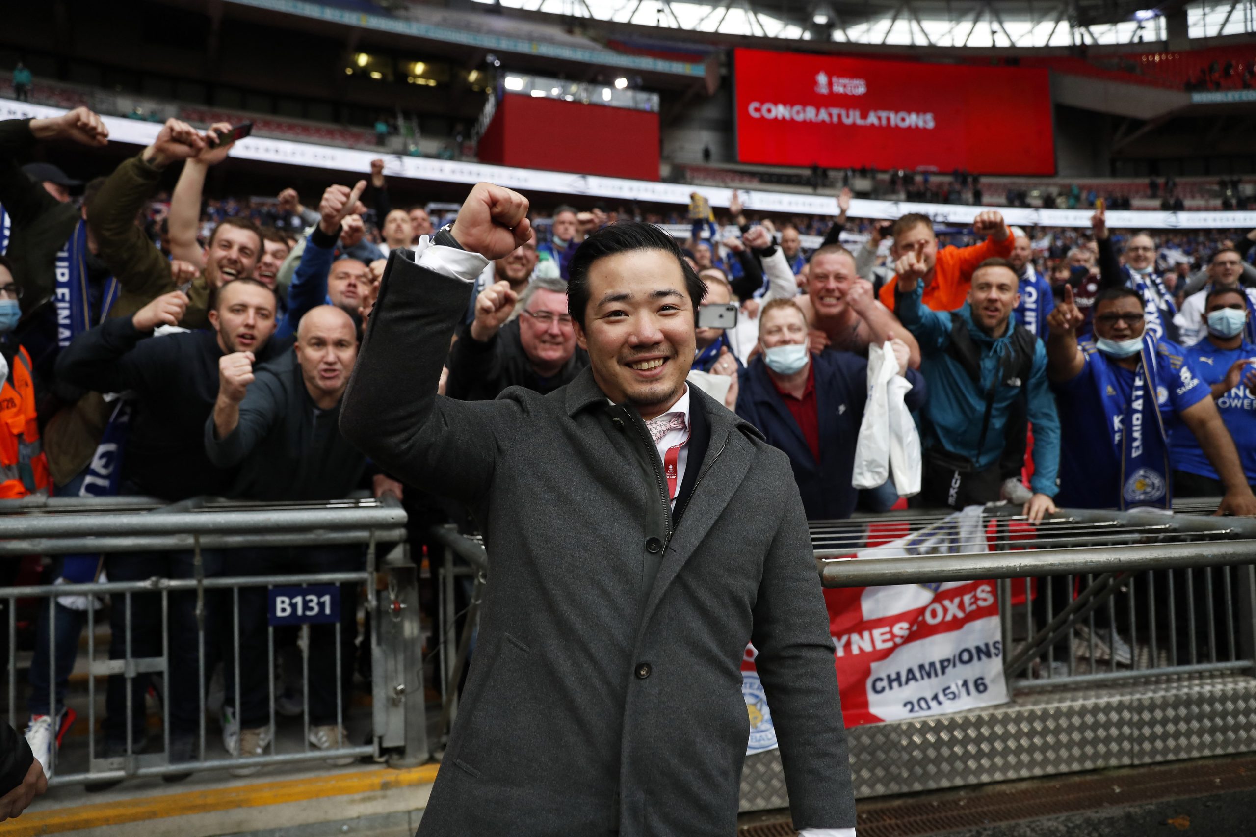 É possível gostar de um proprietário estrangeiro na Premier League. Que o diga o Leicester
