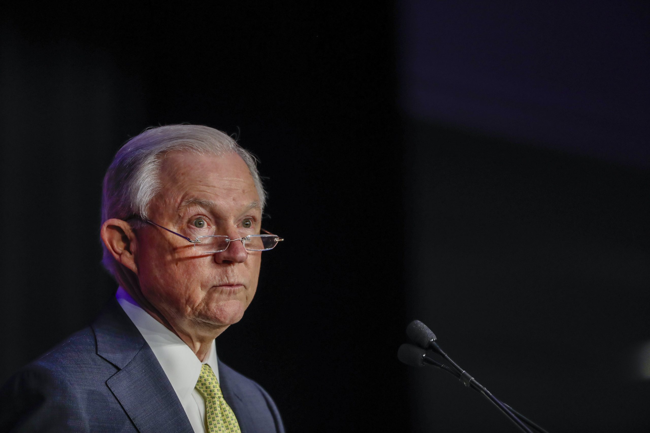 Jeff Sessions, Procurador-geral dos EUA, ouvido terça-feira no Senado sobre alegada ingerência russa