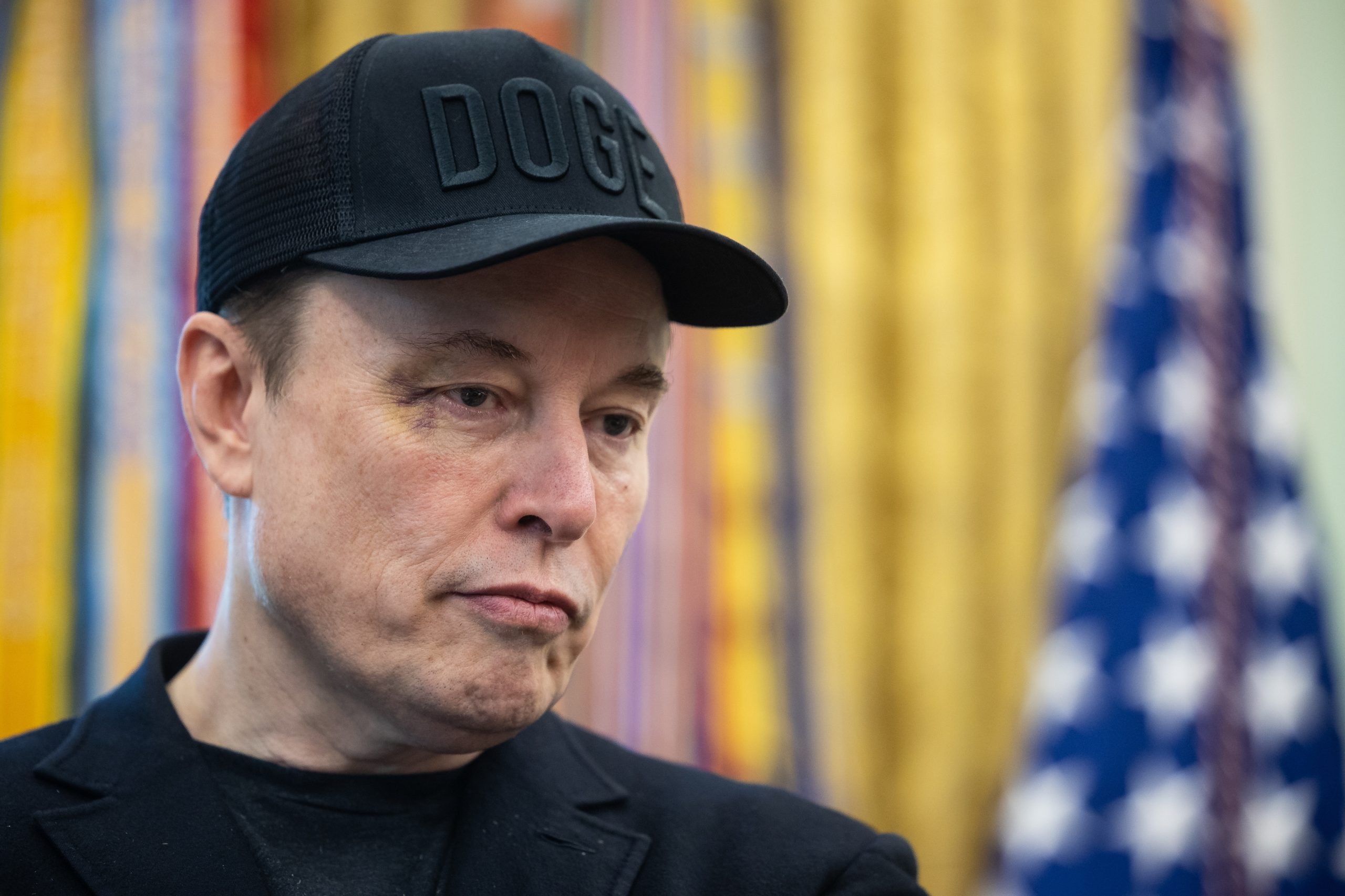 Novo modelo do ChatGPT cita Grokipedia de Elon Musk