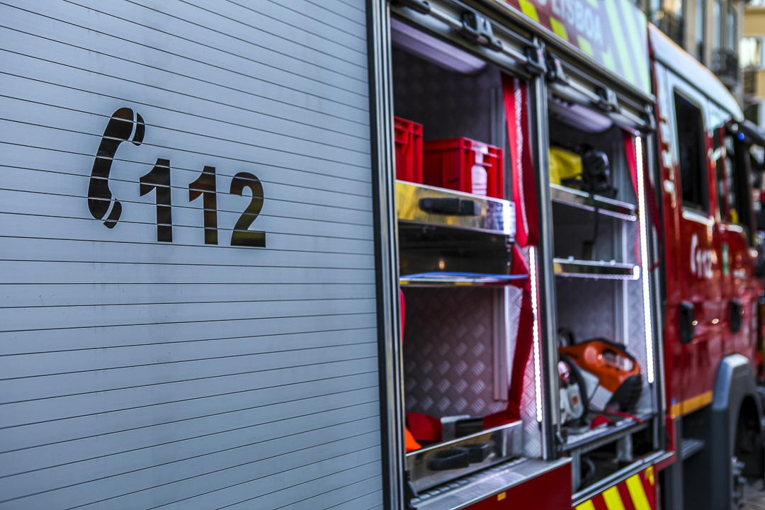 Incêndio em lar de idosos em Santo Tirso, 81 utentes retirados das instalações