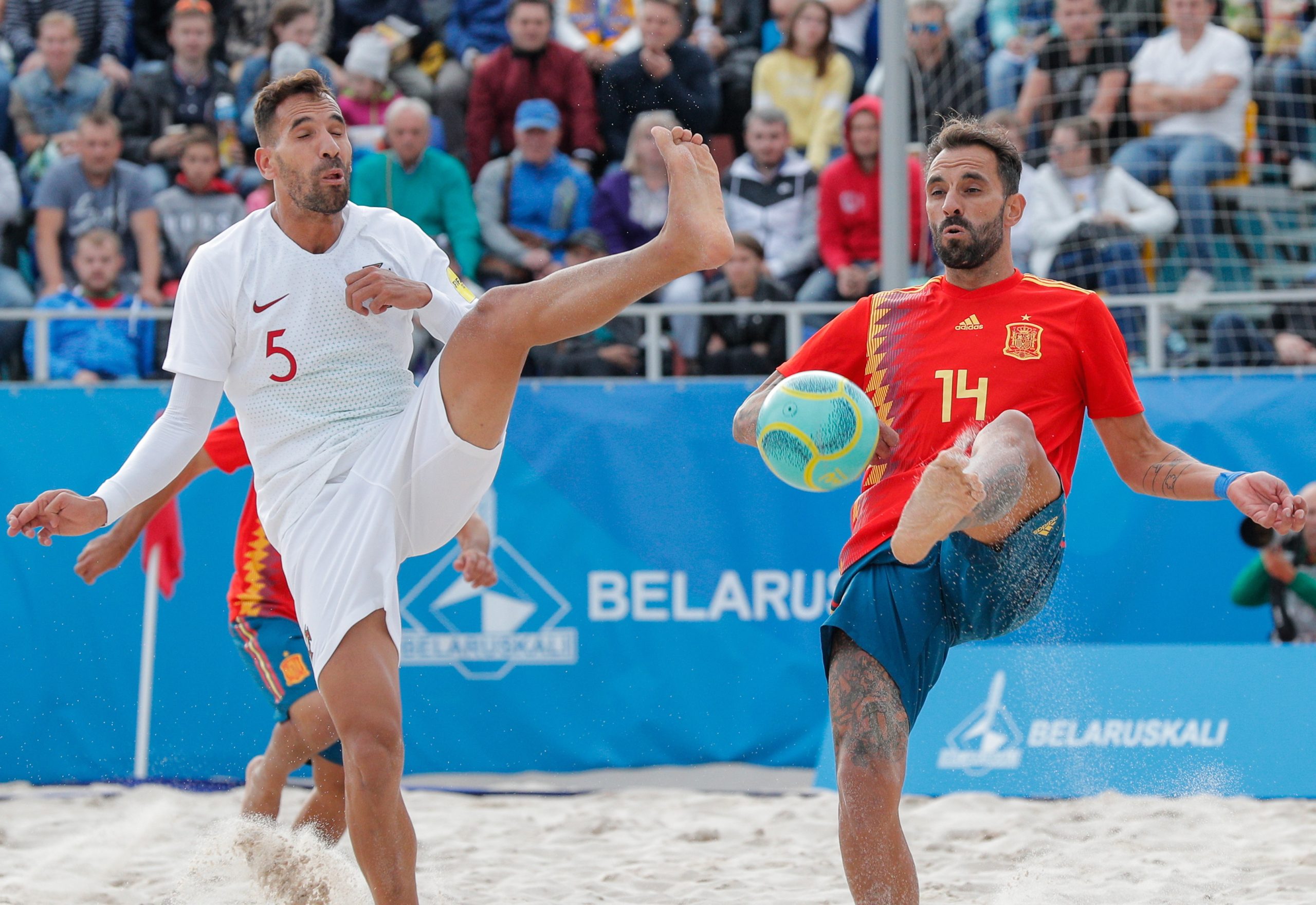 Jordan Santos conquista prémio de melhor jogador de futebol de praia