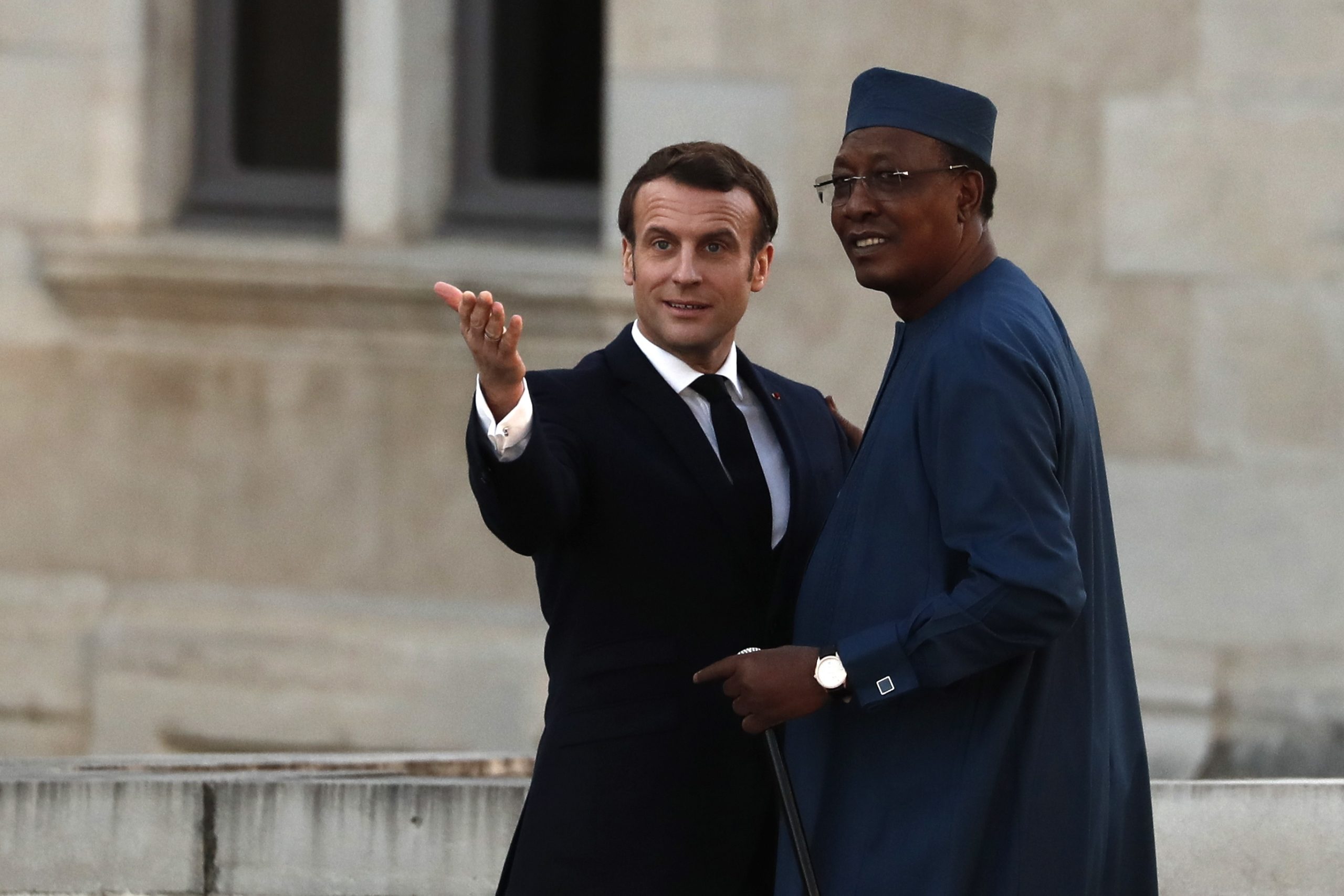 Presidente francês reforça força no Sahel e conta na luta anti-‘jihadista’ com os Estados Unidos