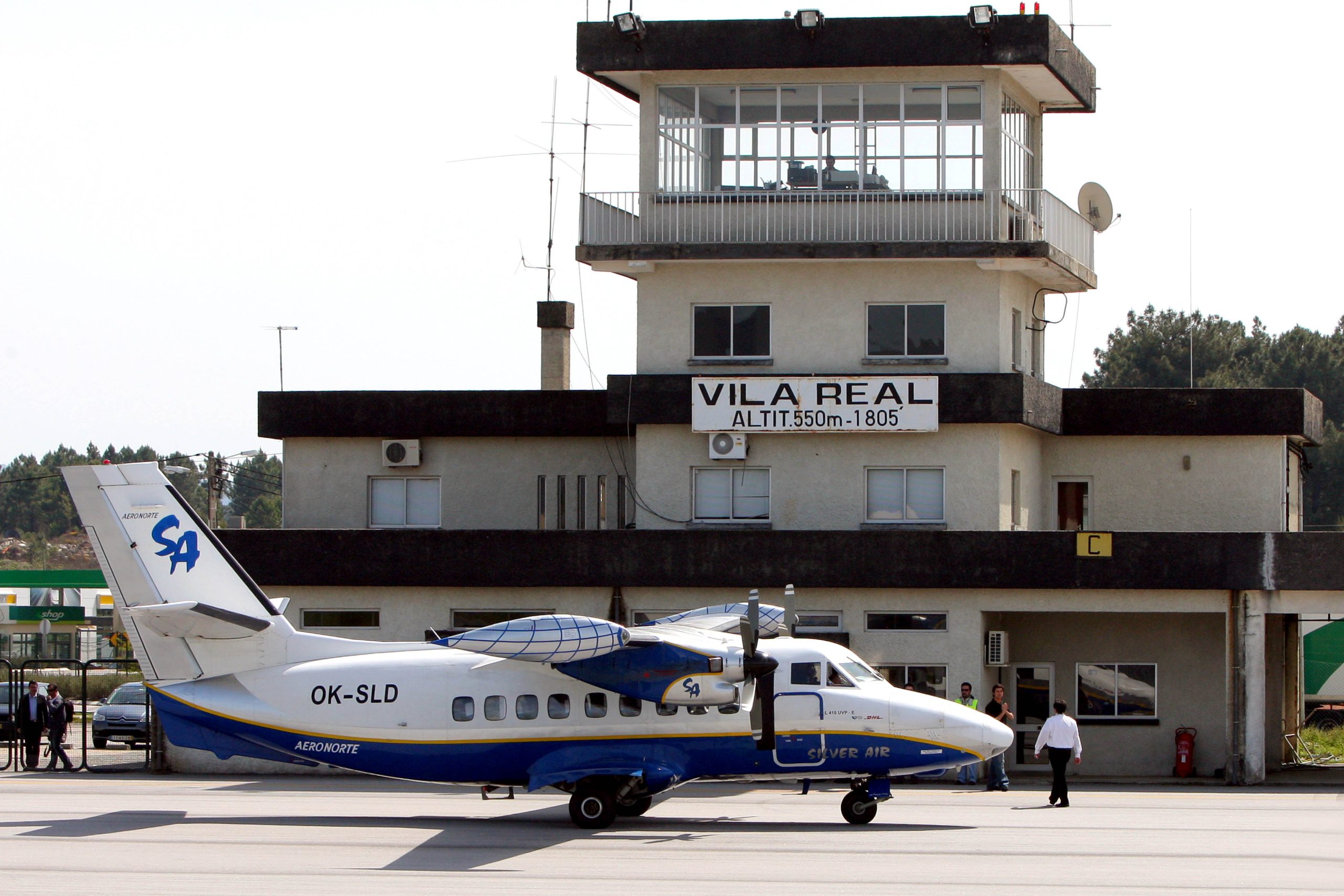 Governo garante solução transitória para carreira aérea Bragança – Portimão