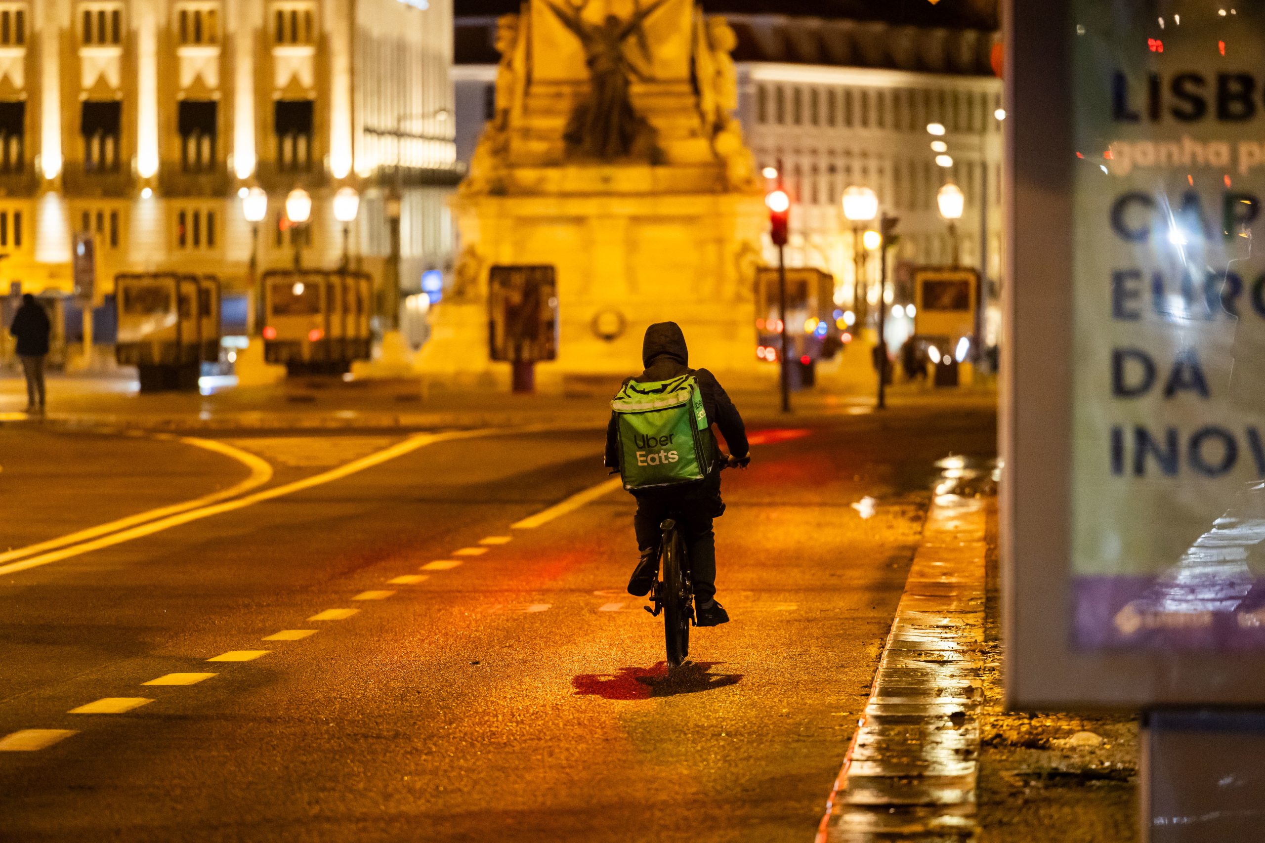 O 2025 da Uber e do Uber Eats: uma viagem de 600 quilómetros de Faro a Matosinhos e mais de 1900 pedidos