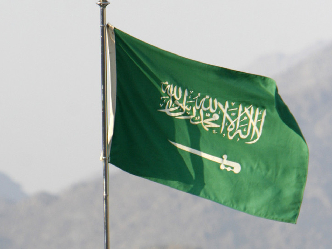 Portugal pondera novo voo de repatriamento a partir da Arábia Saudita