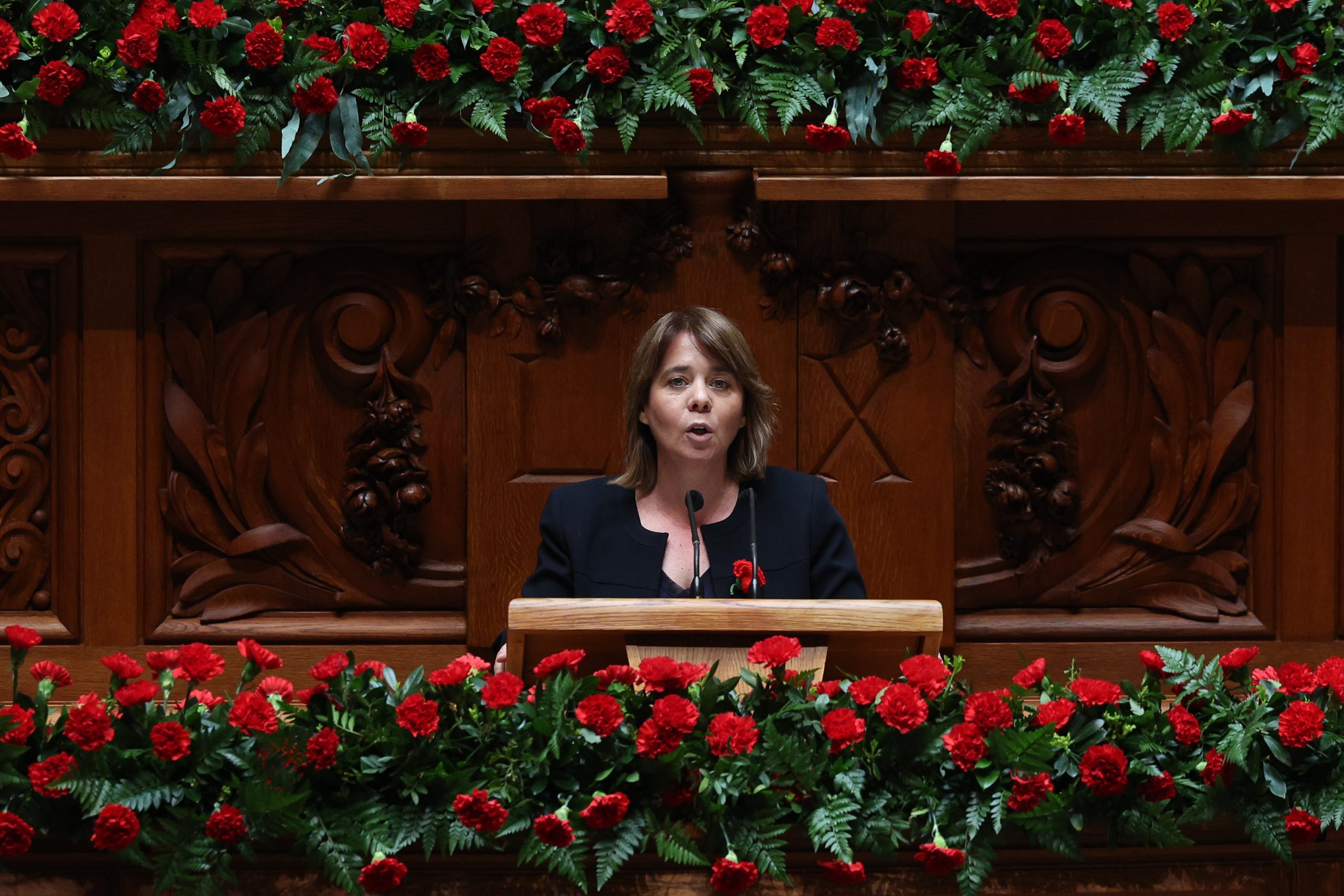 Deputados Catarina Martins, Pinto Moreira e Manuel Loff deixam parlamento