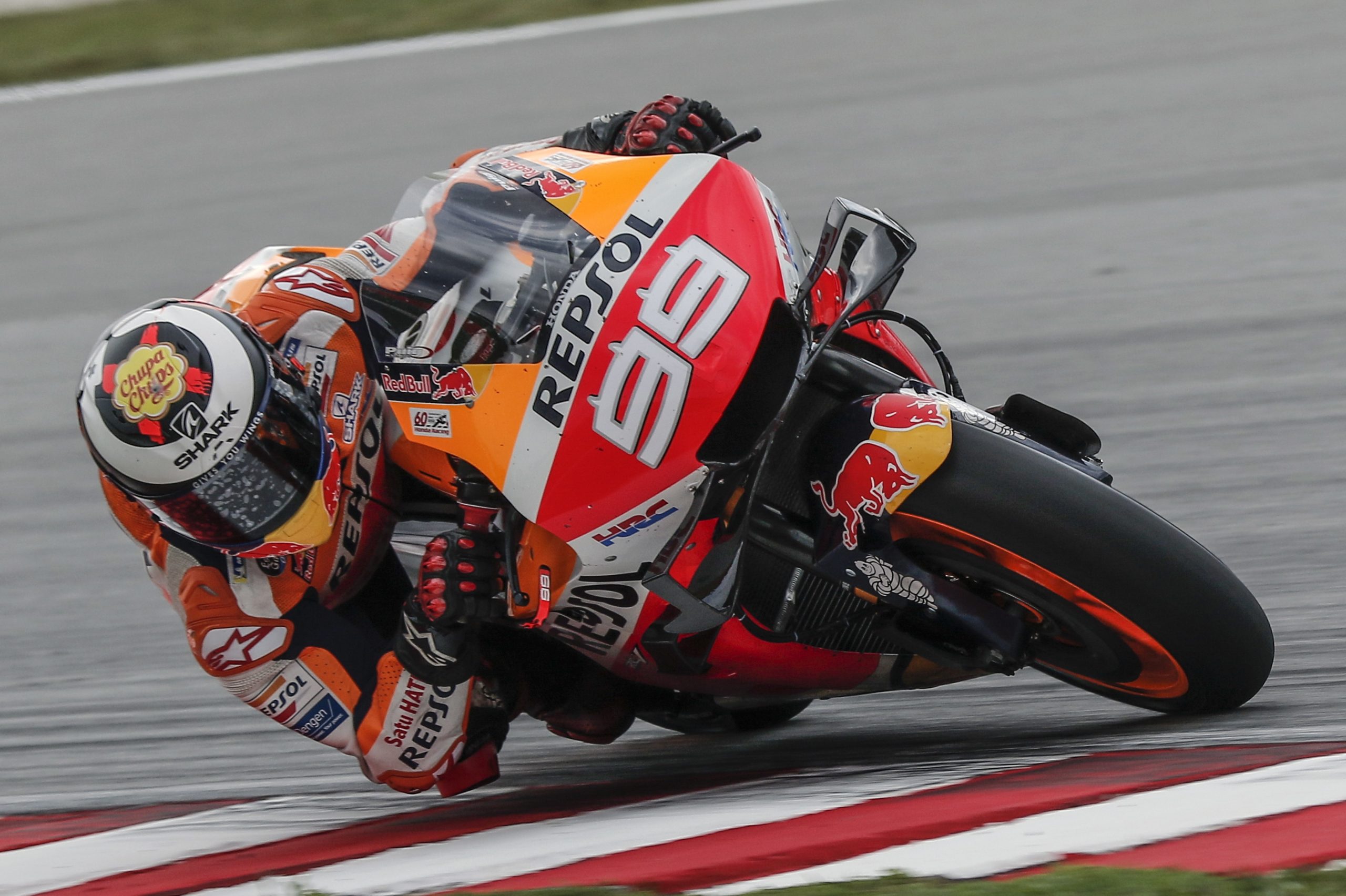MotoGP: Jorge Lorenzo anuncia fim da carreira. “Não consegui encontrar motivação para continuar a subir a montanha”