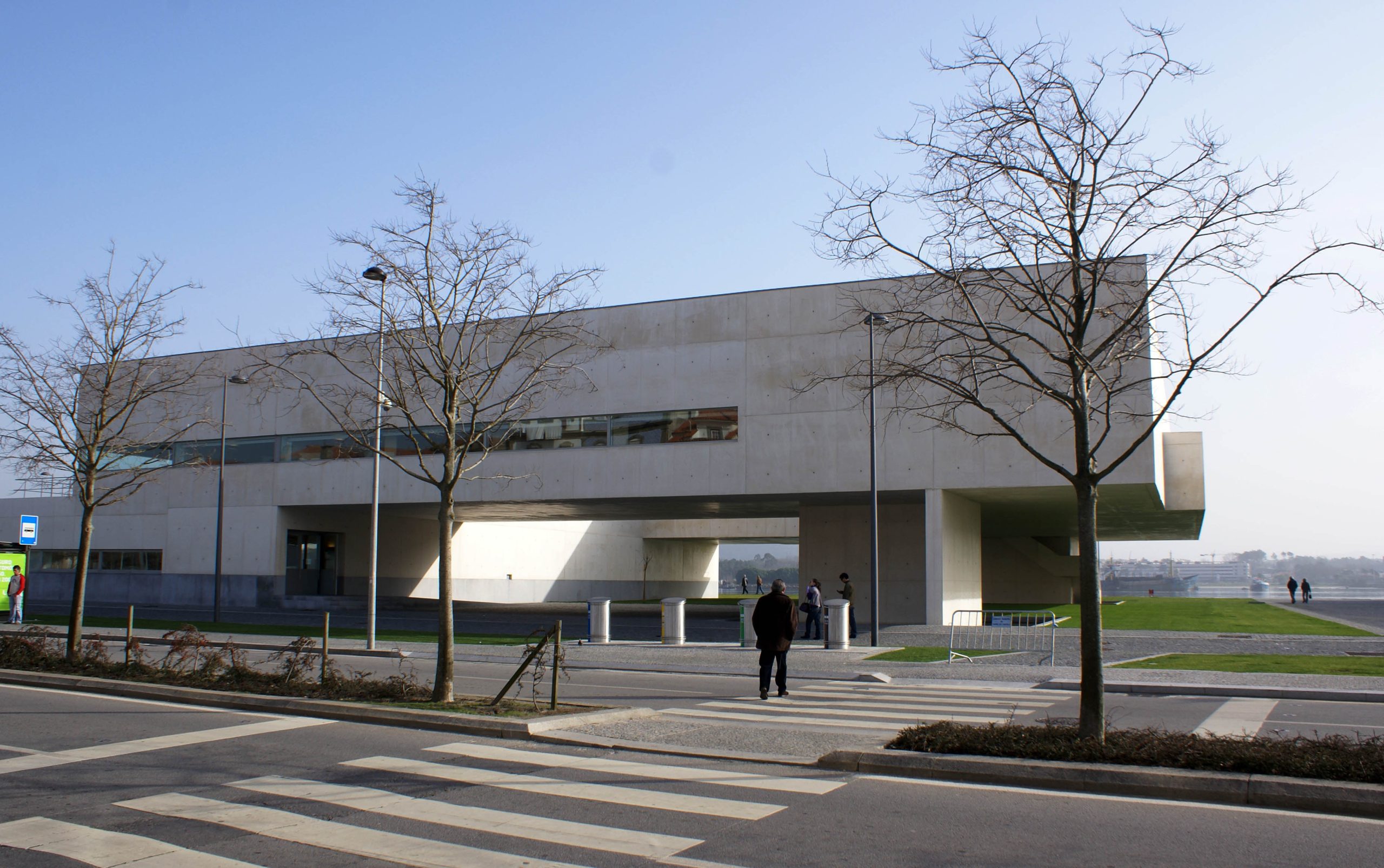 Biblioteca de Viana do Castelo fecha para obras um mês