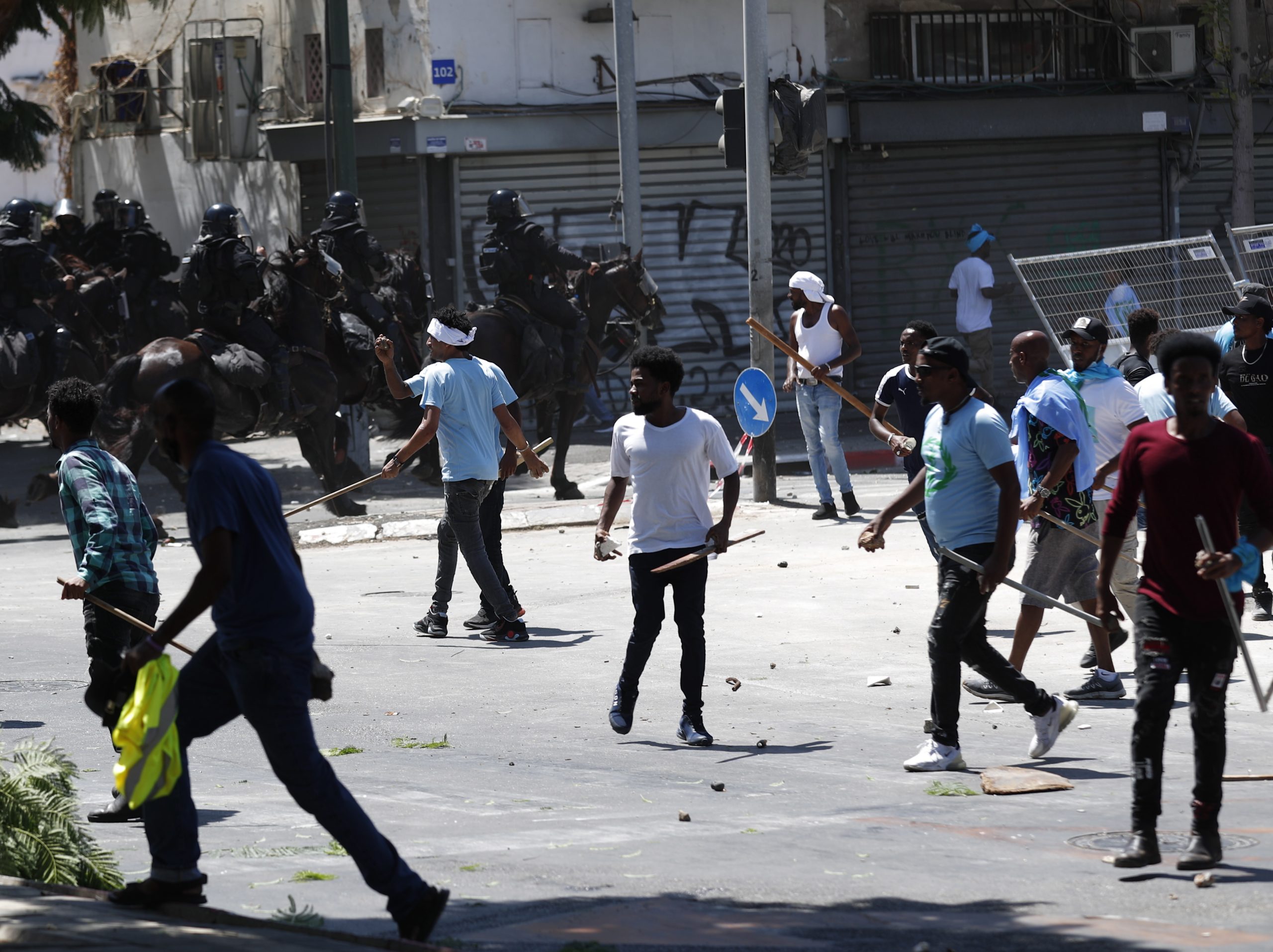 Dezenas de feridos em protesto de requerentes de asilo junto à embaixada da Eritreia em Israel